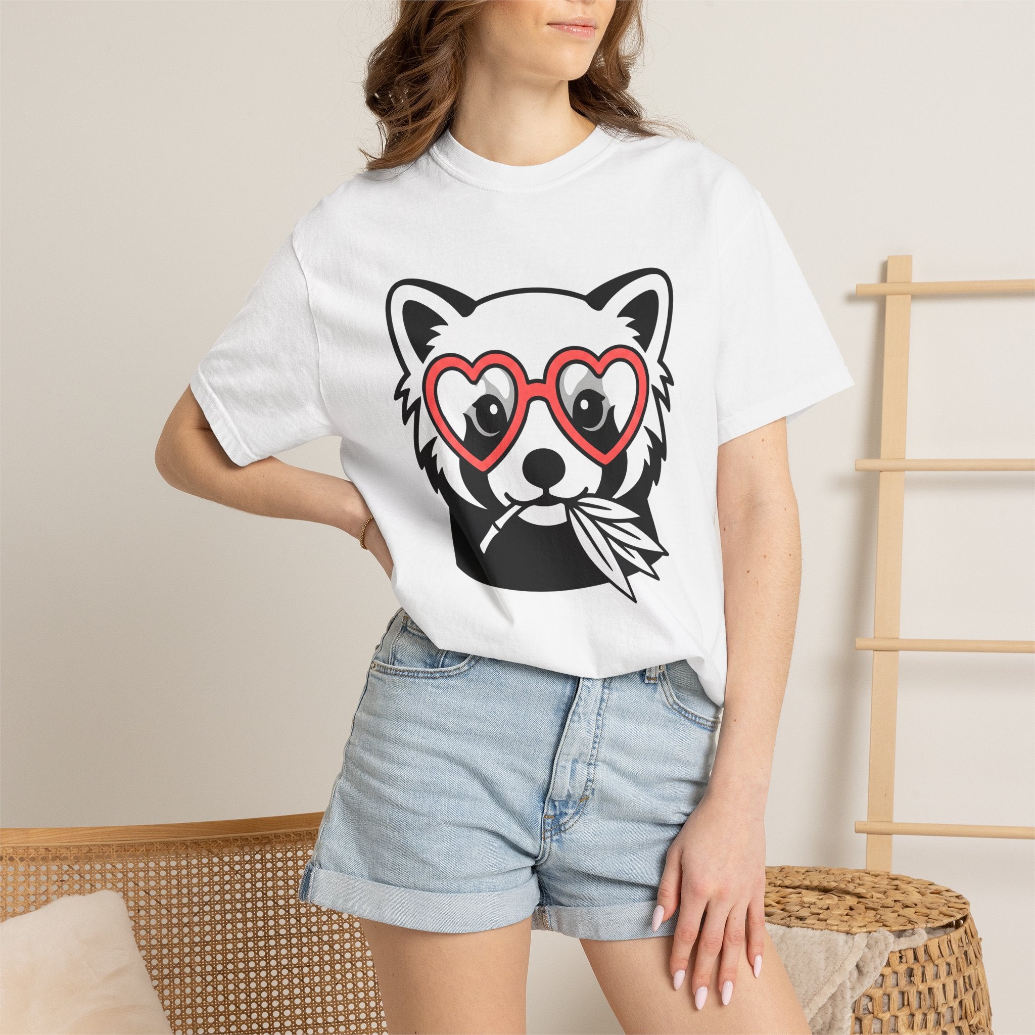 Red Panda Shirt Valentine Animal Gift Women Cartoon Tee Panda T-Shirt Cupid Fan Cute Tshirt Creature Graphic Minimalist Heart Glasses Tshirt