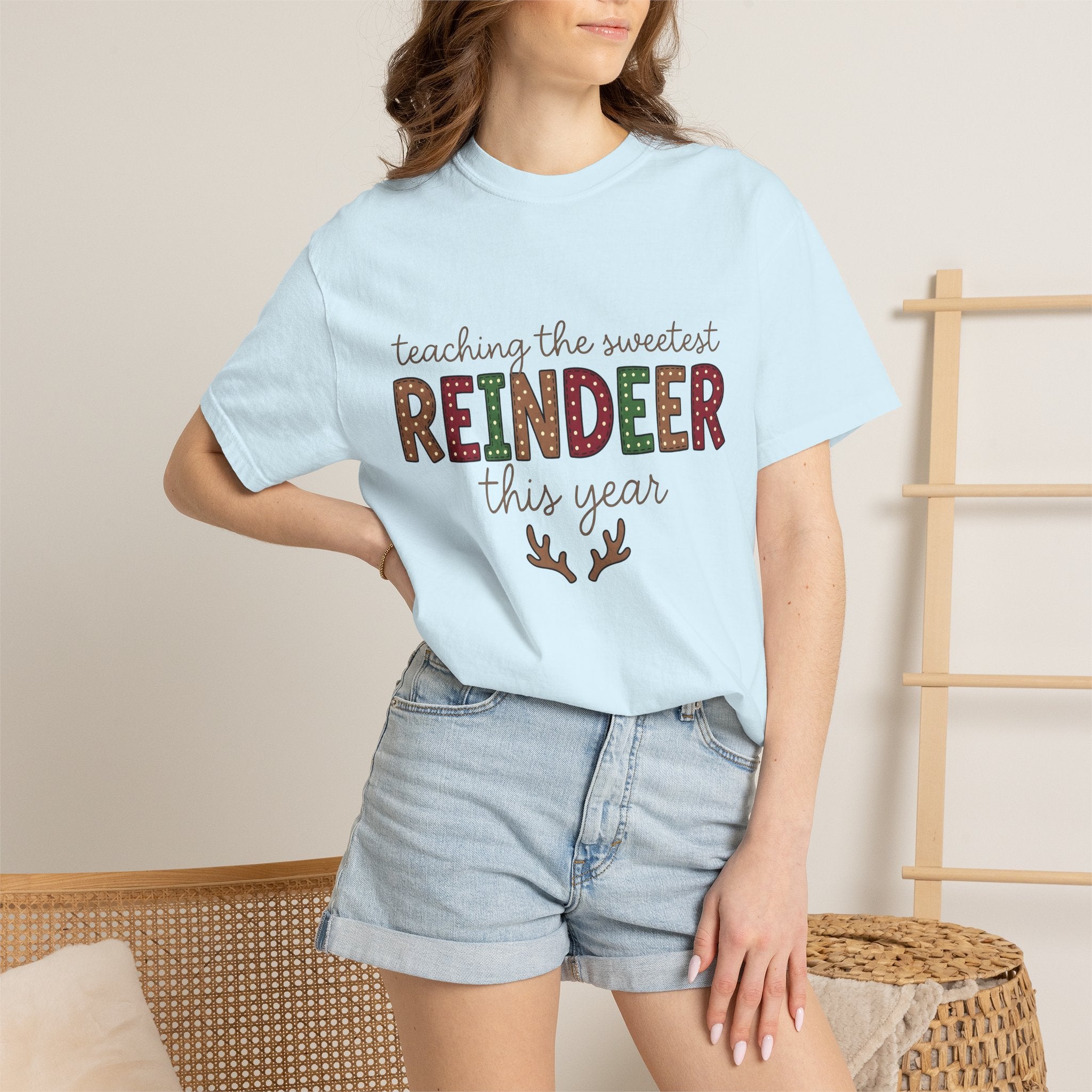 Stag Design Shirt Christmas Classroom Gift Women Cartoon Tee Deer T-Shirt Xmas Fan Holiday Tshirt Education Graphic Line Art Rack Tshirt