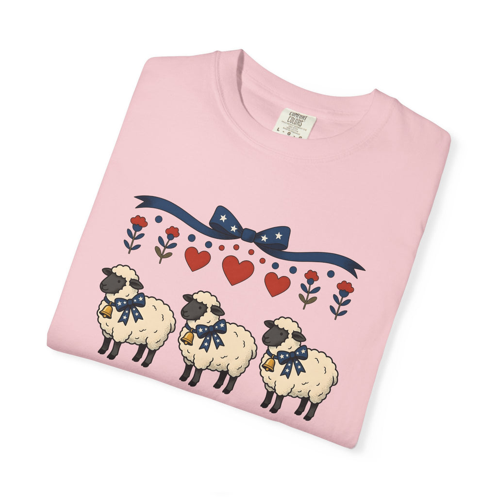 Sheep Trio Shirt 4th Of July Farmhouse Gift Women Folk Art Tee Flock T-Shirt Independence Fan Primitive Tshirt Rustic Graphic Vintage