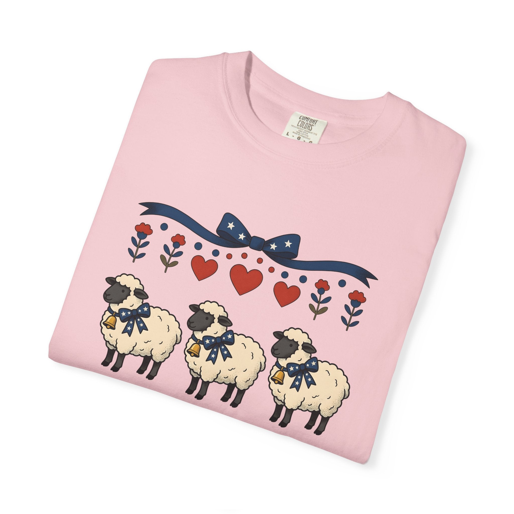 Sheep Trio Shirt 4th Of July Farmhouse Gift Women Folk Art Tee Flock T-Shirt Independence Fan Primitive Tshirt Rustic Graphic Vintage