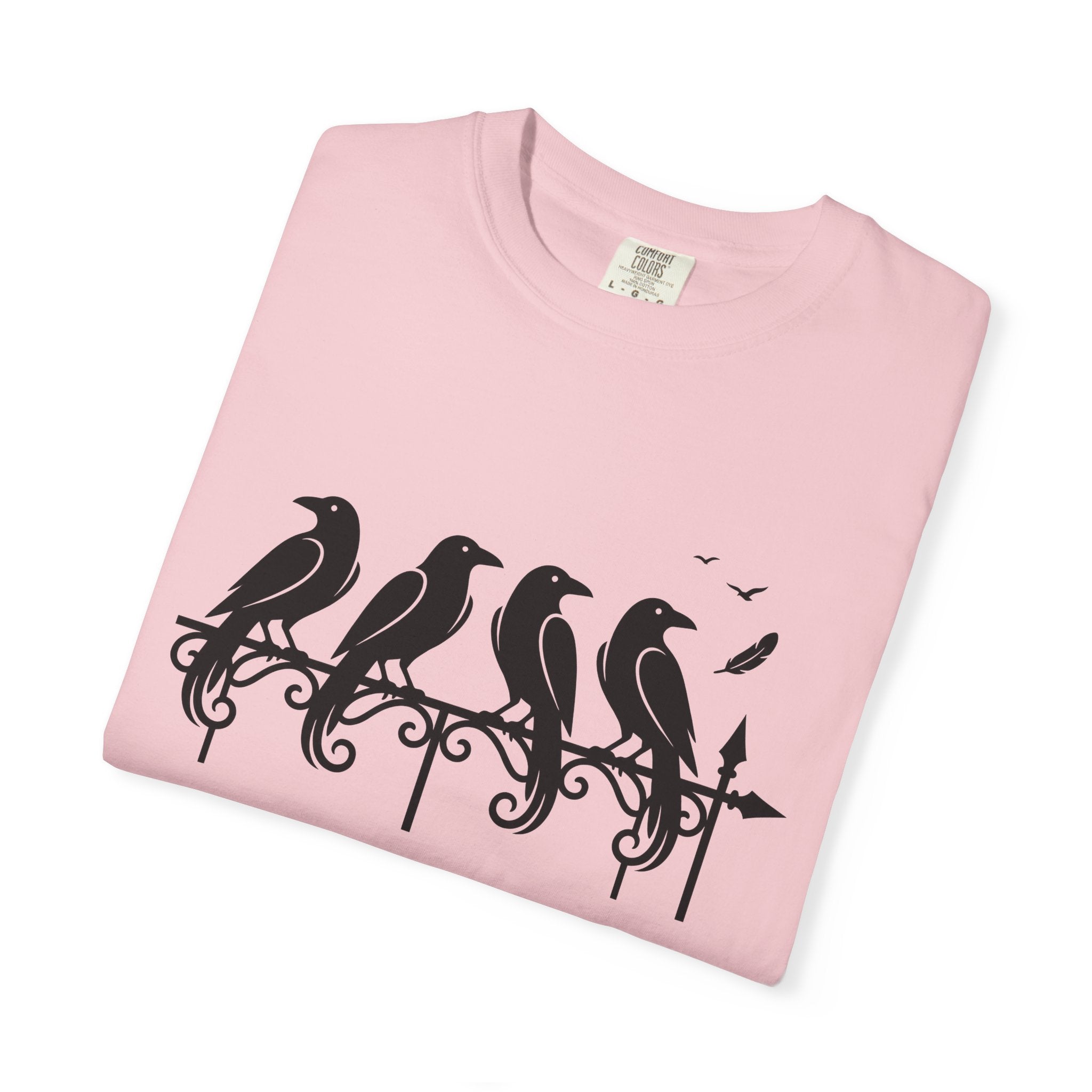 Blackbird Shape Shirt Halloween Wildlife Gift Women Eerie Tee Thrush T-Shirt Horror Fan Spooky Tshirt Animal Graphic Clean Metal Design