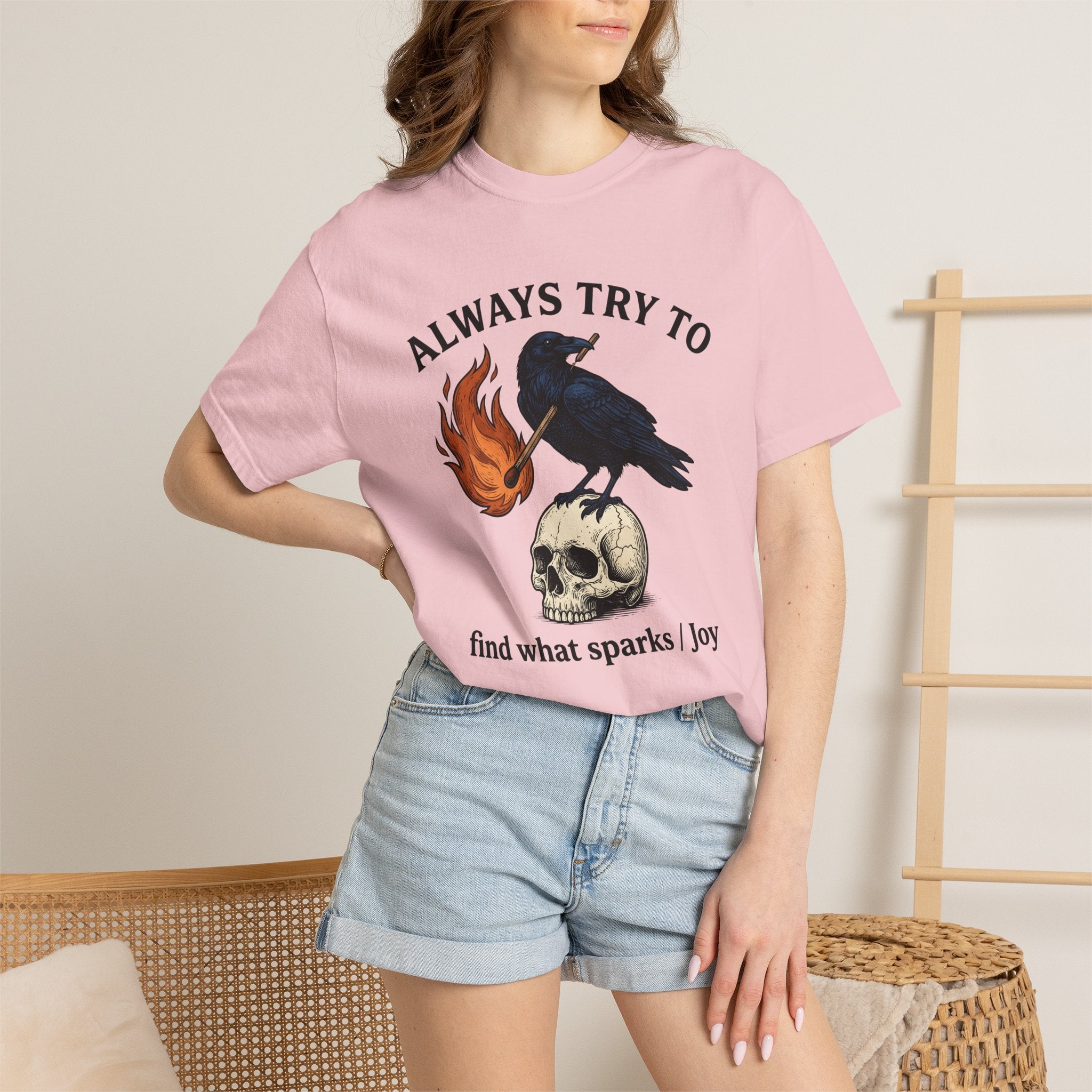Raven Skull Shirt Funny Random Occult Gift Women Line Art Tee Crow Skull T-Shirt Meme Fan Dark Art Tshirt Mystical Graphic Hand Drawn Flame