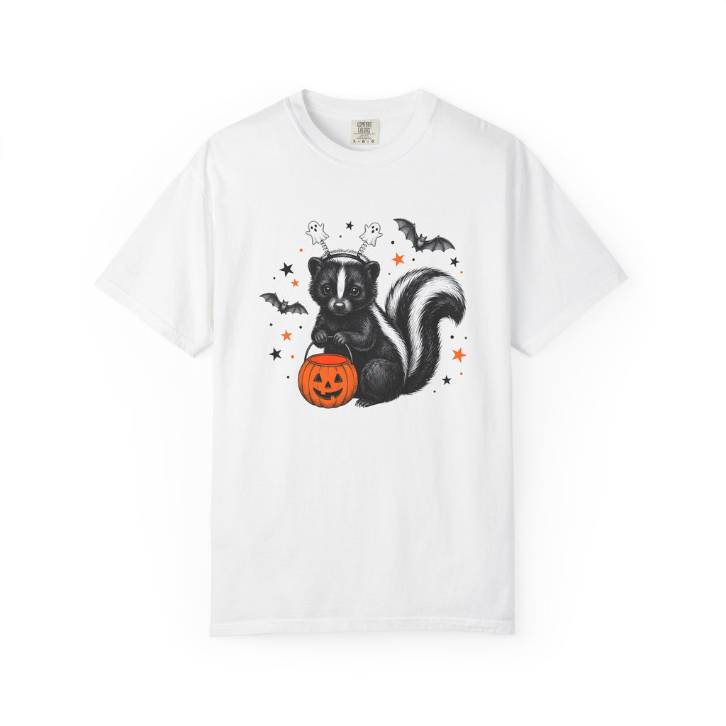Skunk Spooky Shirt Halloween Animals Seasonal Gift Women Sketch Tee Stink t-shirt Halloween Fan Drawing Graphic Retro Jack O Lantern Tshirt