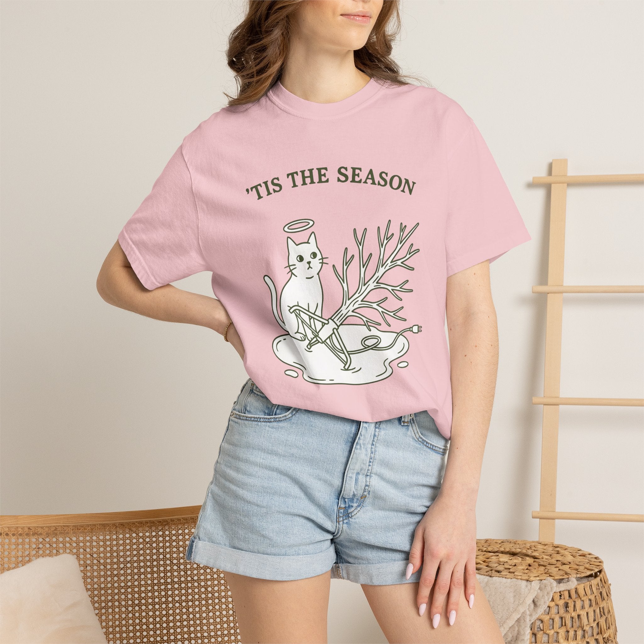 Kitty Tree Shirt Christmas Pet Shop Gift Women Cartoon Tee Cat Tree T-Shirt Xmas Fan Cat Tower Tshirt Store Graphic Sleek Glow Tshirt