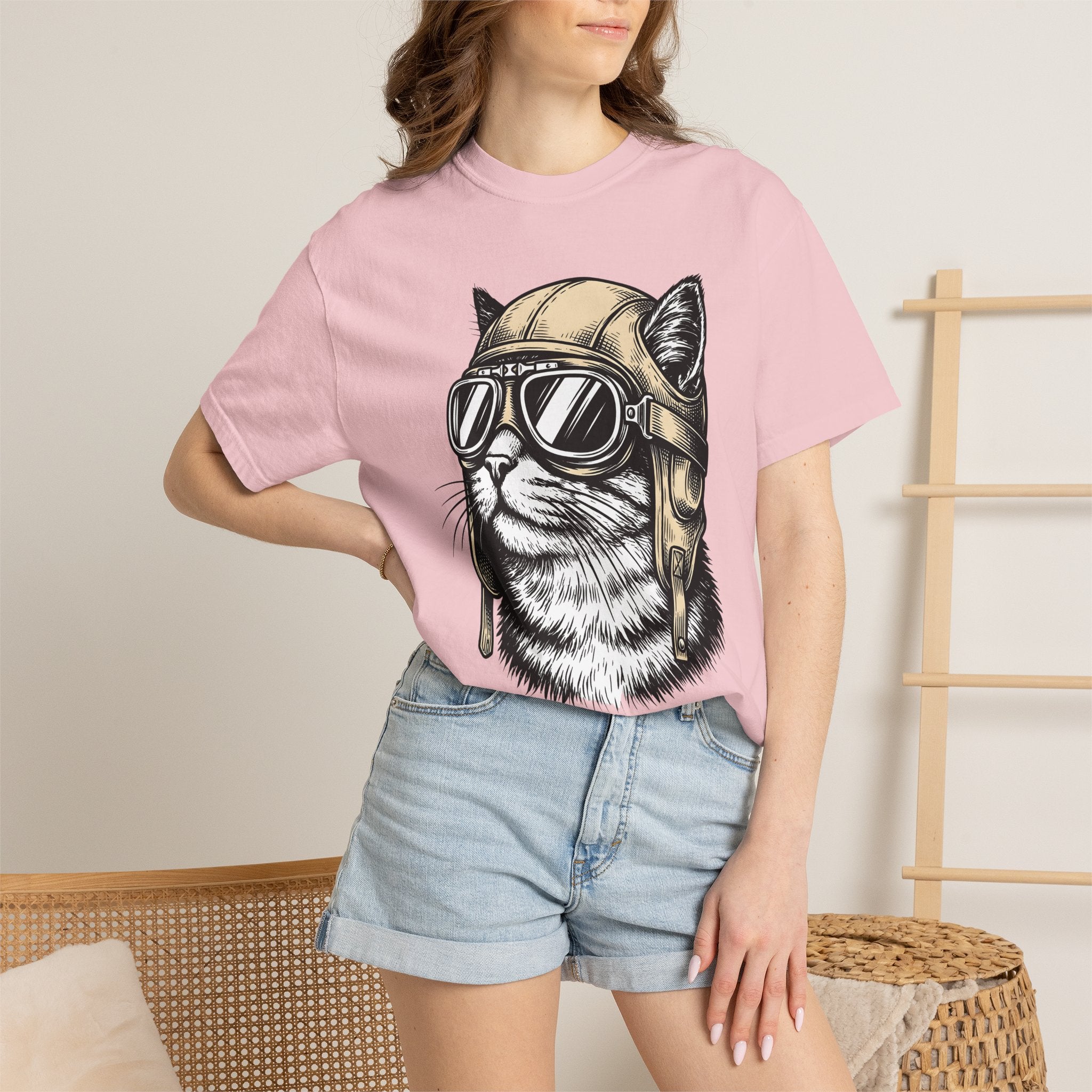 Cat Helmet Shirt Cat Animal Gift Women Hand Drawn Tee Kitty Helmet T-Shirt Cat Fan Feline Tshirt Illustrated Graphic Creature Illustration