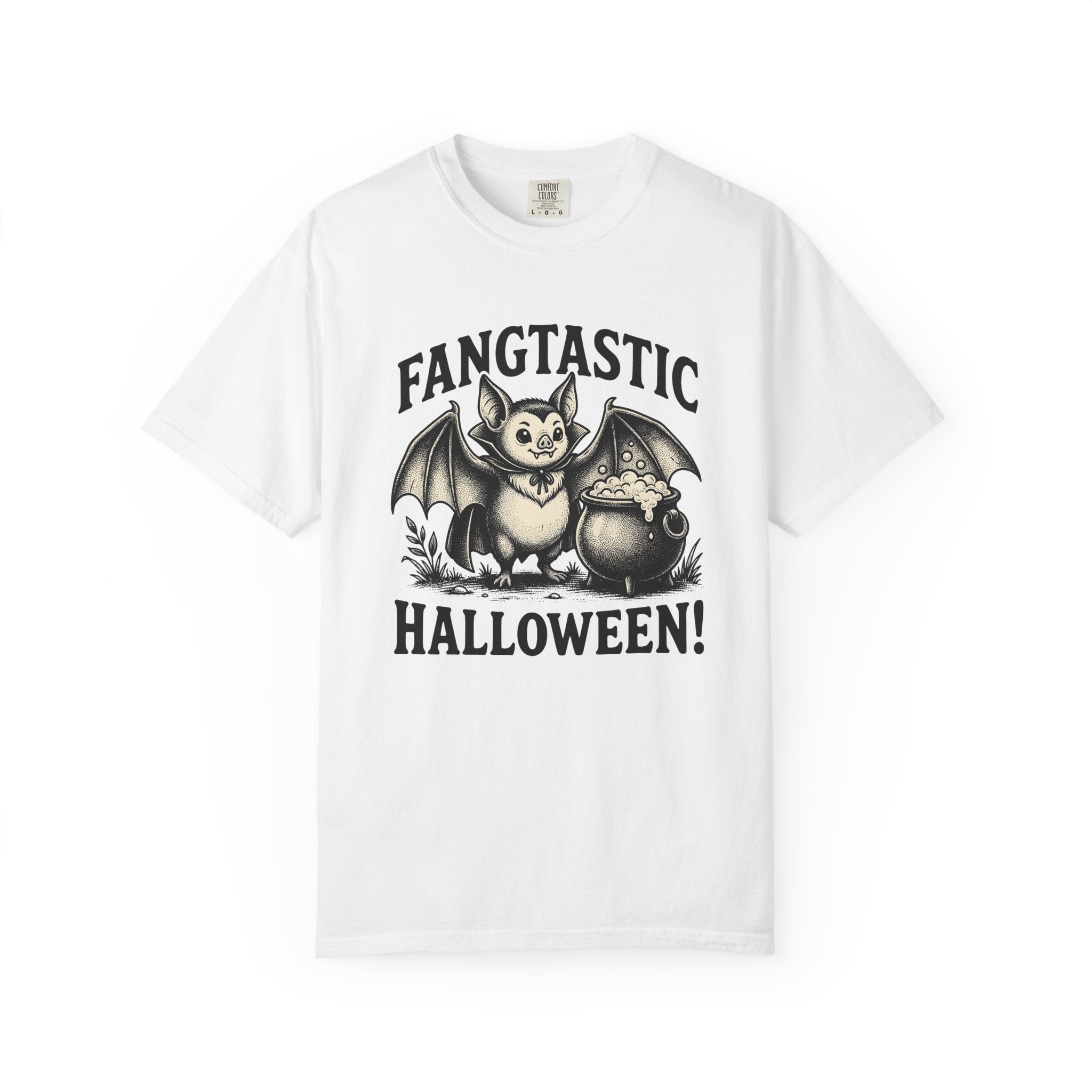 Bat Cauldron Shirt Halloween Gothic Gift Women Vintage Tee Cauldron T-Shirt Horror Fan Witch Tshirt Dark Graphic Hand Drawn Potion Tshirt