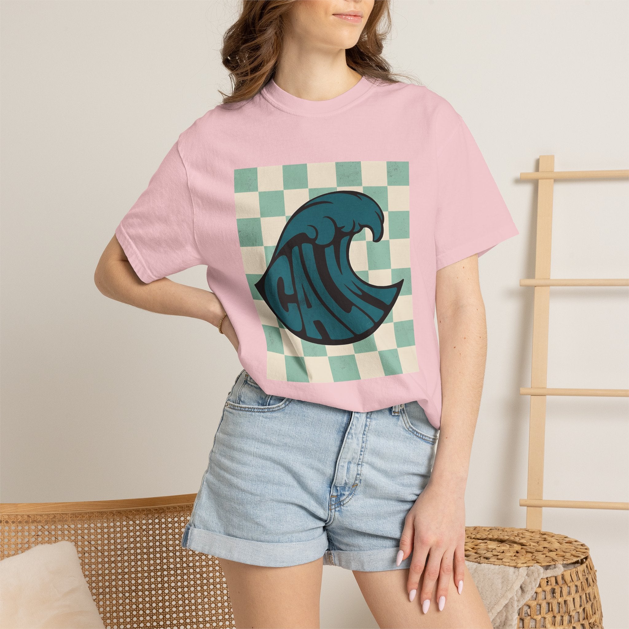 Sea Wave Shirt Ocean Calm Gift Women Graphic Tee Wave T-Shirt Marine Fan Surf Tshirt Serene Graphic Old School Lattice Tshirt