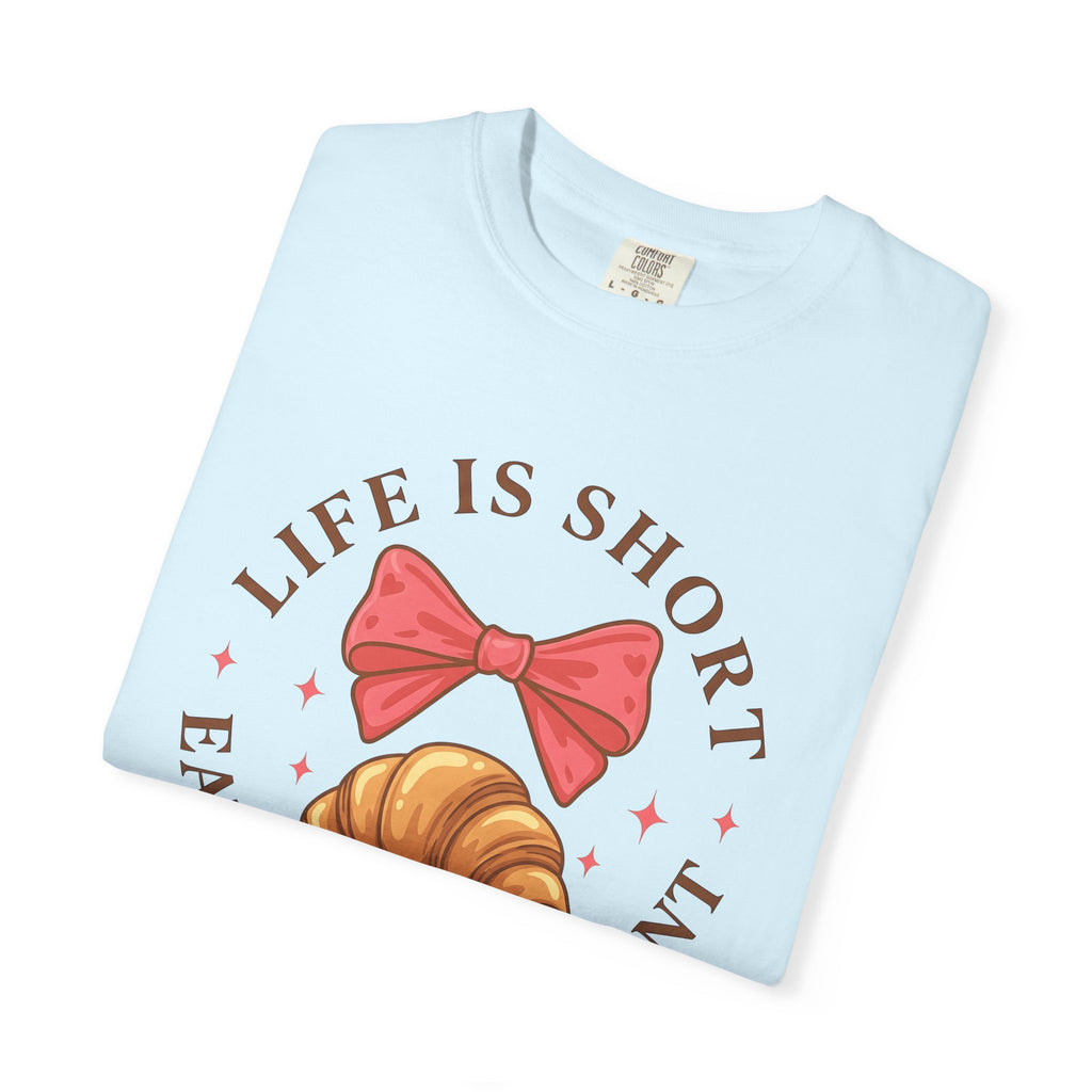 Croissant Illustration Shirt Desserts Pastry Gift Women Adorable Tee Croissant T-Shirt Dessert Fan Cute Tshirt Bakery Graphic Cartoon Pink