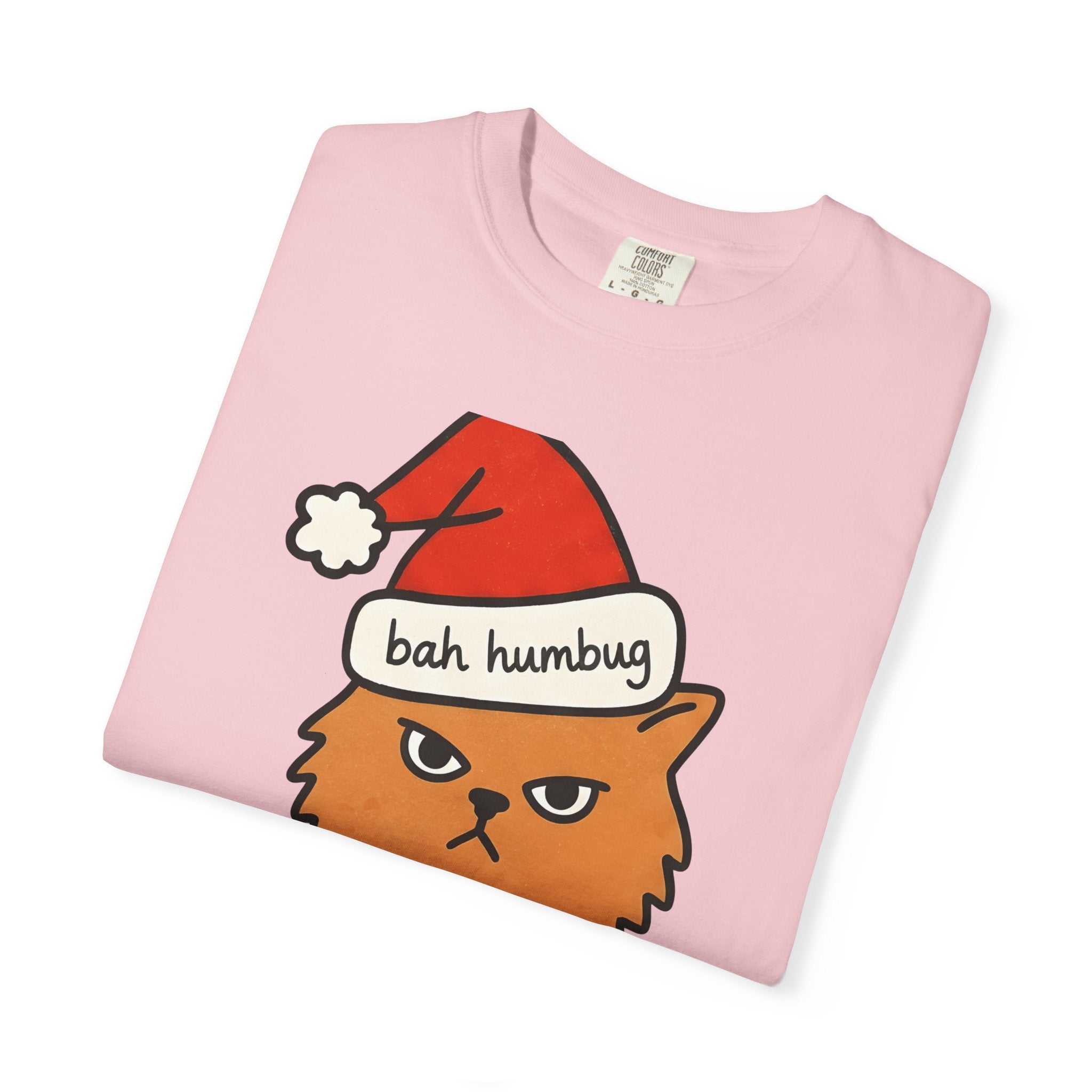 Annoyed Cat Shirt Christmas Comedy Gift Women Illustration Tee Kitty T-Shirt Xmas Fan Feline Tshirt Humor Graphic Sketch Festive Lights