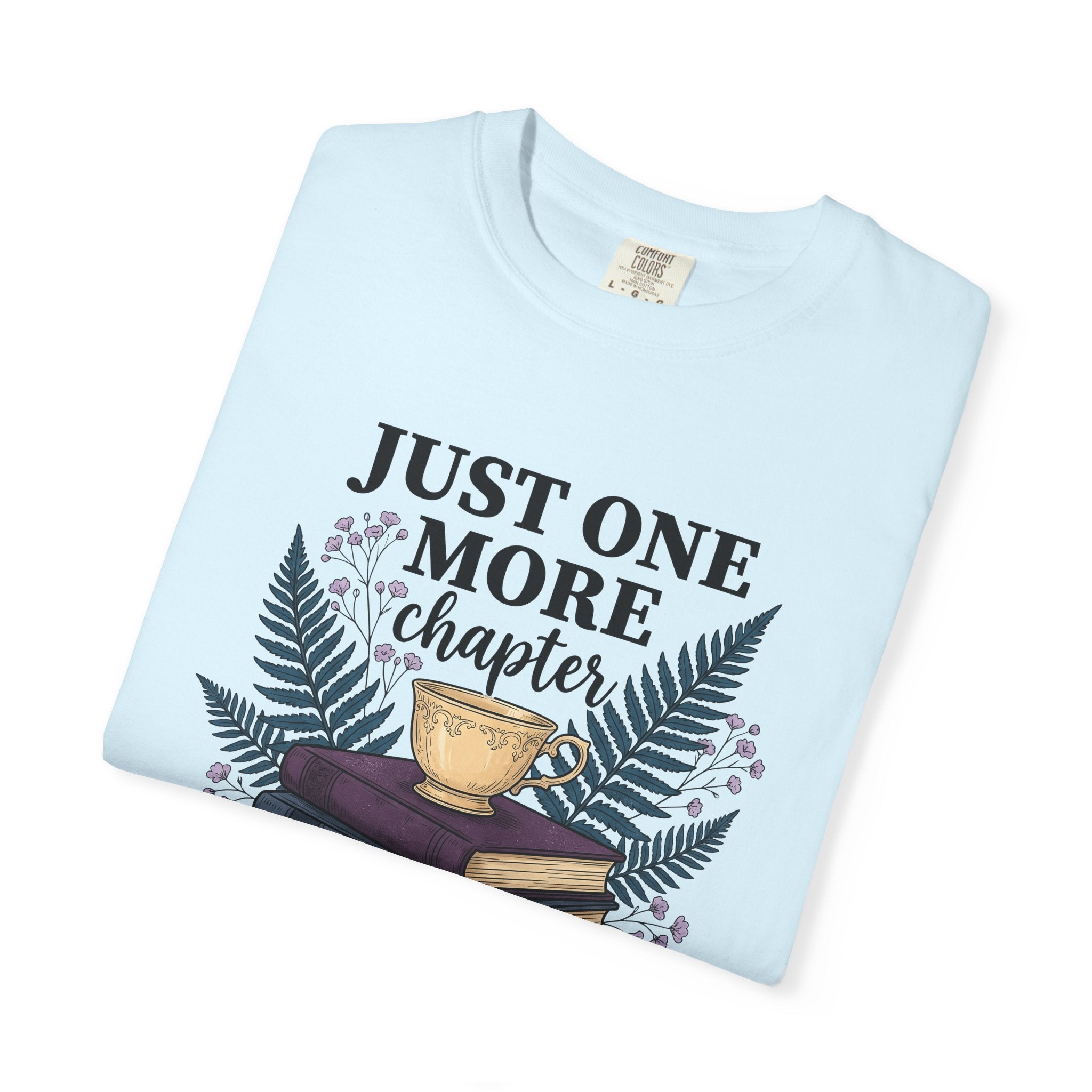 Stacked Books Teacup Shirt Boho Chic Reading Gift Women Botanical Tee Book Stack T-Shirt Bohemian Fan Floral Tshirt Bookworm Graphic Vintage