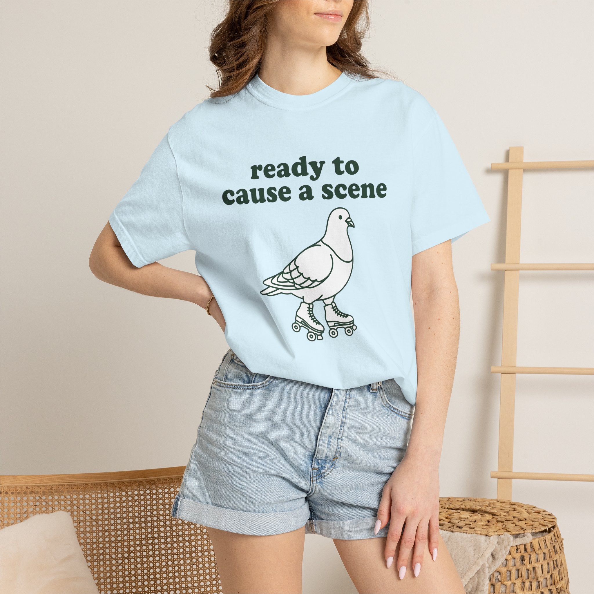 Pigeon Roller Skates Shirt Funny Animal Gift Women Minimalist Tee Roller Skater T-Shirt Humor Fan Simple Tshirt Wildlife Graphic Retro
