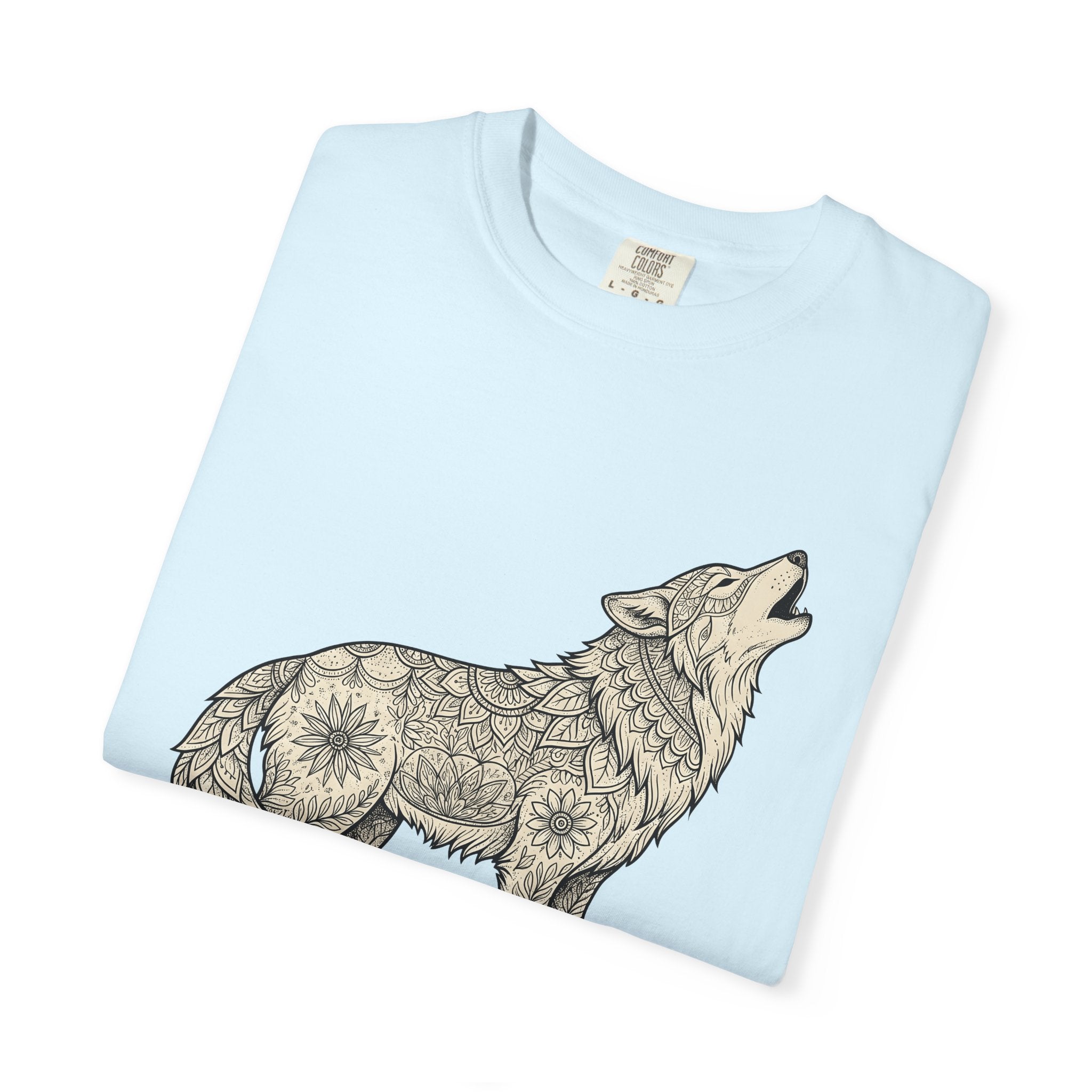 Wolf Emblem Shirt Animals Wildlife Gift Women Tribal Tee Wolf T-Shirt Animal Fan Wolfen Tshirt Wildlife Graphic Doodle Bloom Motif Tshirt