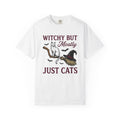 Cat Broom Shirt Cat Halloween Gift Women Vintage Tee Sweeper T-Shirt Cat Fan Retro Tshirt Spooky Graphic Hand Drawn Witch Hat Tshirt