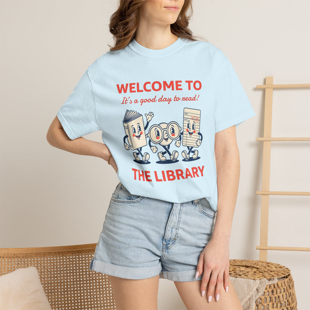 Novel Cartoon Shirt Teachers Literacy Gift Women Vintage Tee Comic Strip T-Shirt Educator Enthusiast Distressed Tshirt Reading Graphic Retro