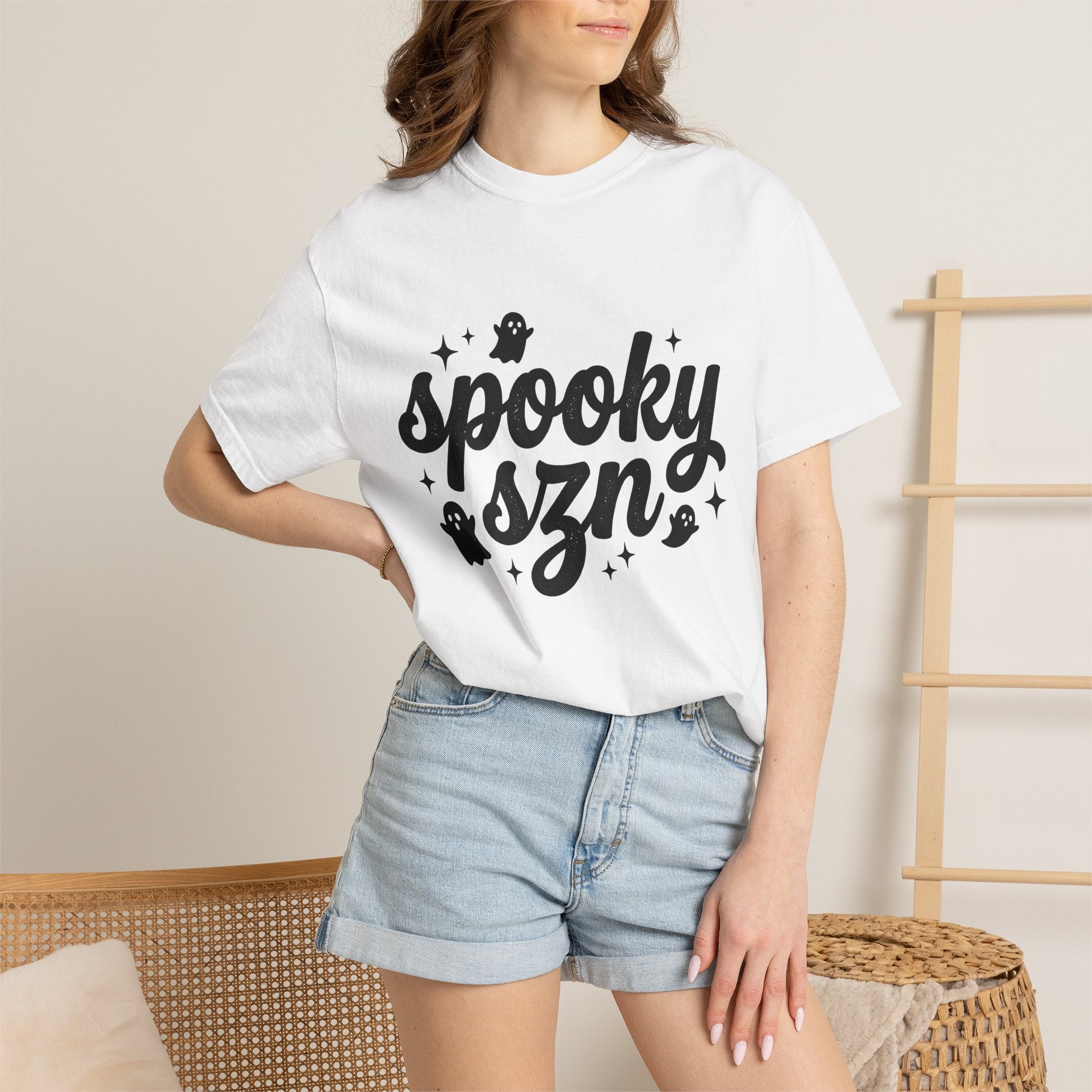 Ghost Image Shirt Halloween Haunted Gift Women Rustic Tee Specter T-Shirt Halloween Fan Spooky Tshirt Haunted Graphic Cartoon Shines Tshirt