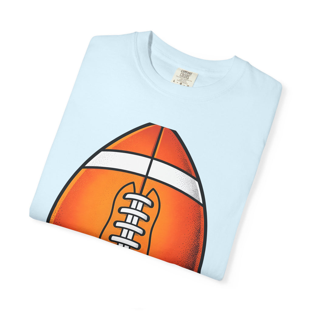 Football Ball Shirt Sports Athletics Gift Women Minimalist Graphic Tee Soccer Ball T-Shirt Athlete Fan Graphic Tshirt Athletic Graphic