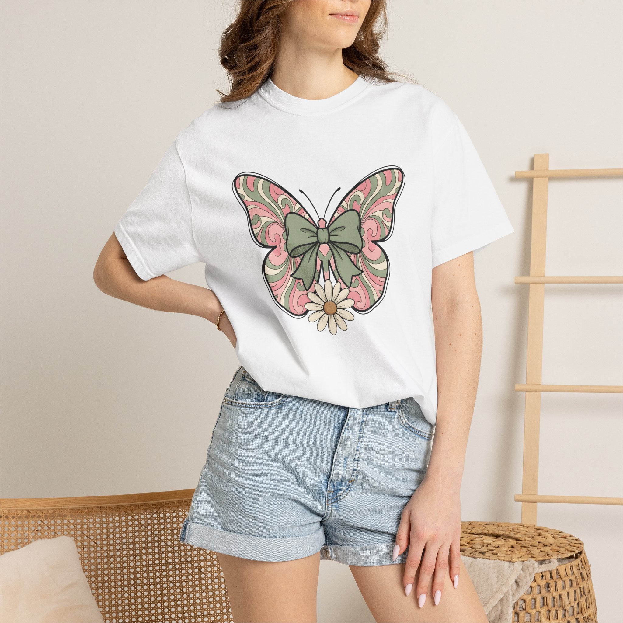 Butterfly Ribbon Shirt Easter Garden Gift Women Soft Colors Tee Bow T-Shirt Spring Fan Pastel Tshirt Yard Graphic Retro Flower Tshirt