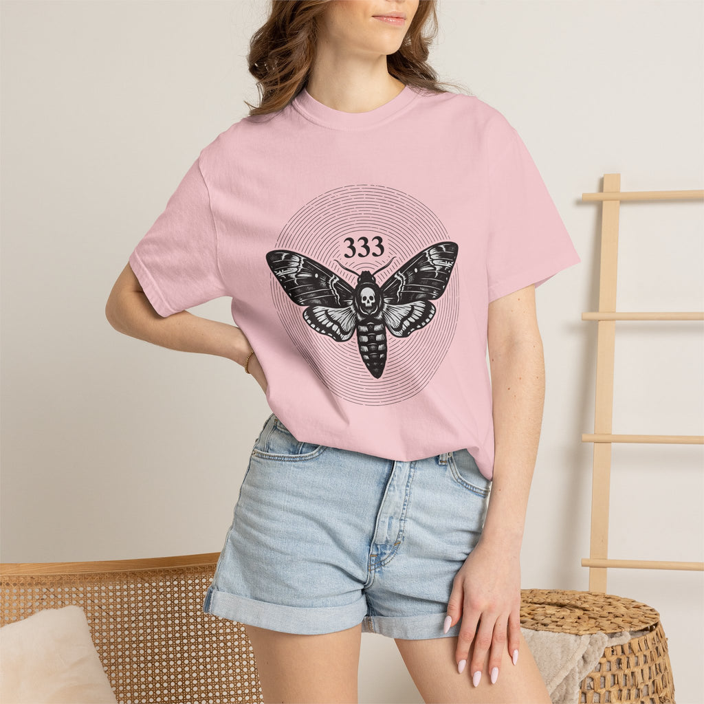 Death Bug Shirt Halloween Supernatural Gift Women Horror Tee Beetle T-Shirt Halloween Fan Macabre Tshirt Paranormal Graphic Hand Drawn