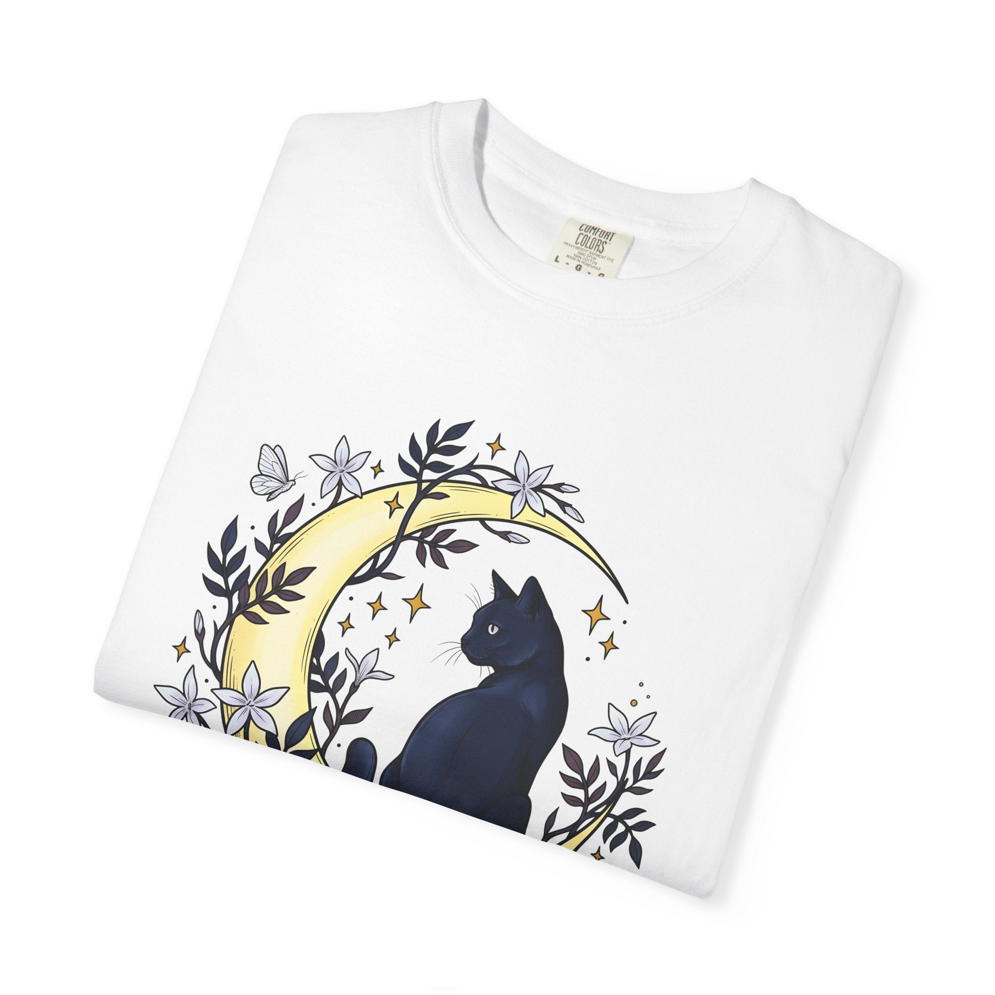 Black Cat Crescent Shirt Cat Astrology Gift Women Hippie Tee Cat T-Shirt Cat Fan Boho Tshirt Zodiac Graphic Spiritual Flower Tshirt