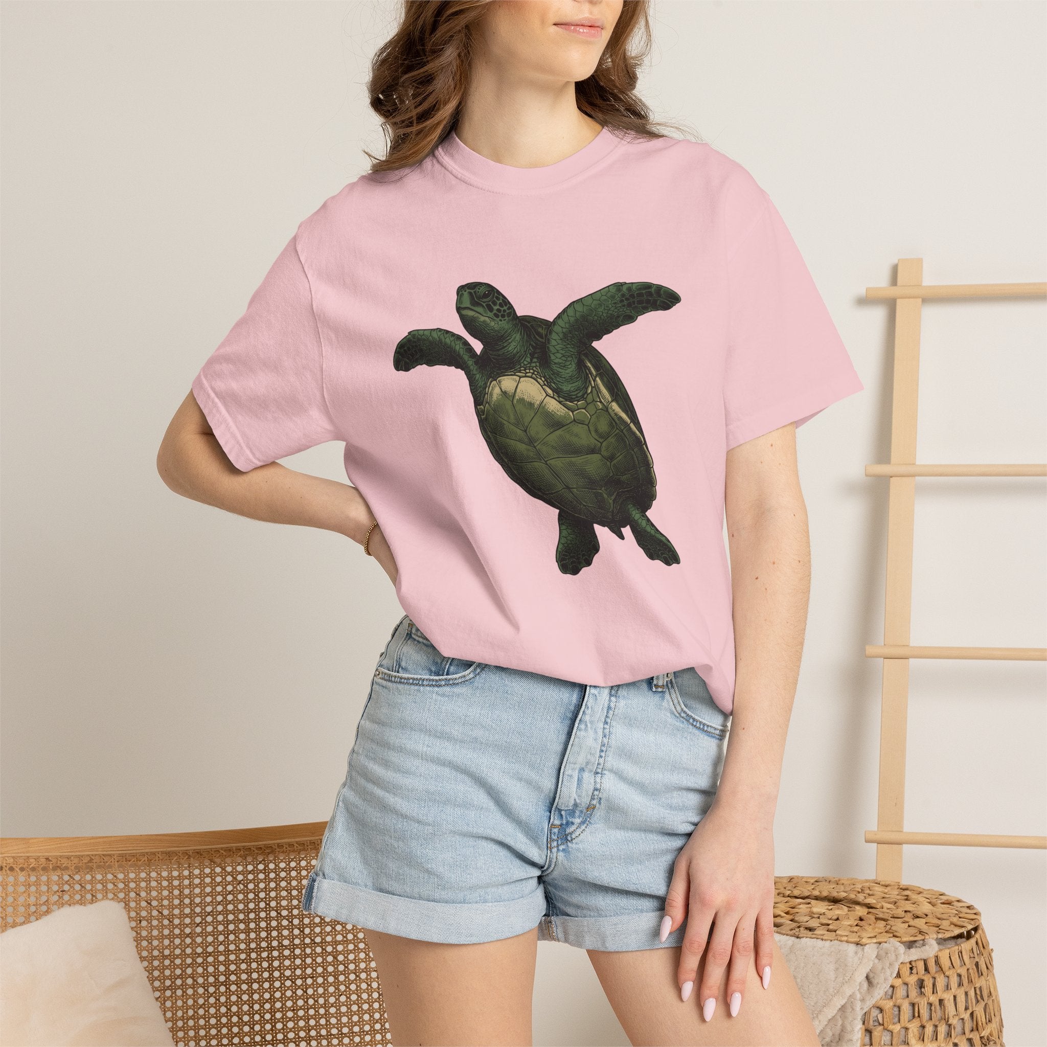 Sea Turtle Shirt Animals Wildlife Gift Women Retro Tee Turtle T-Shirt Animal Fan Creature Tshirt Vintage Tshirt Conservation Graphic Sketch