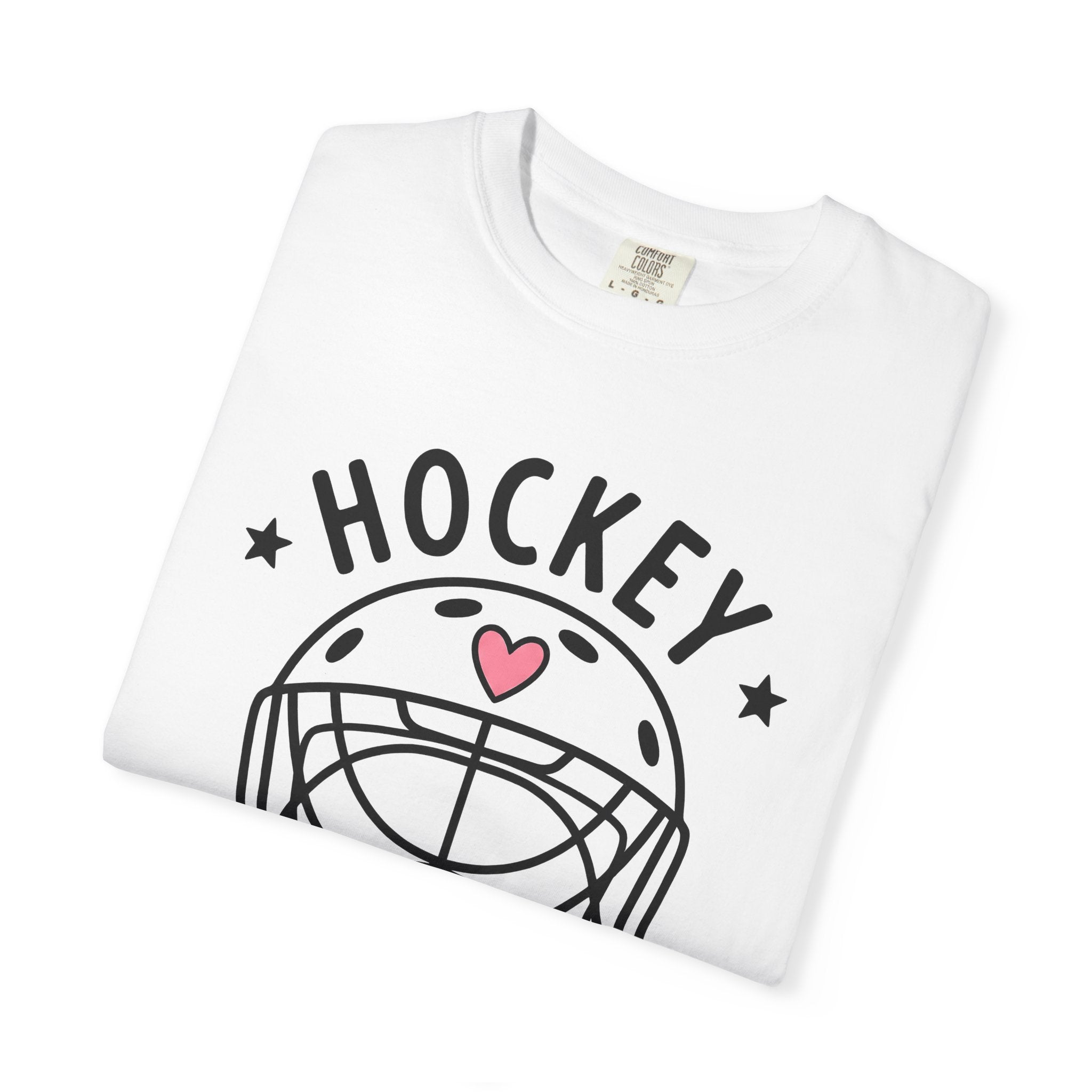 Hockey Helmet Shirt Moms Sports Gift Women Cute Tee Hockey Mask T-Shirt Mom Fan Hockey Mom Graphic Illustration Hand Drawn Heart Tshirt
