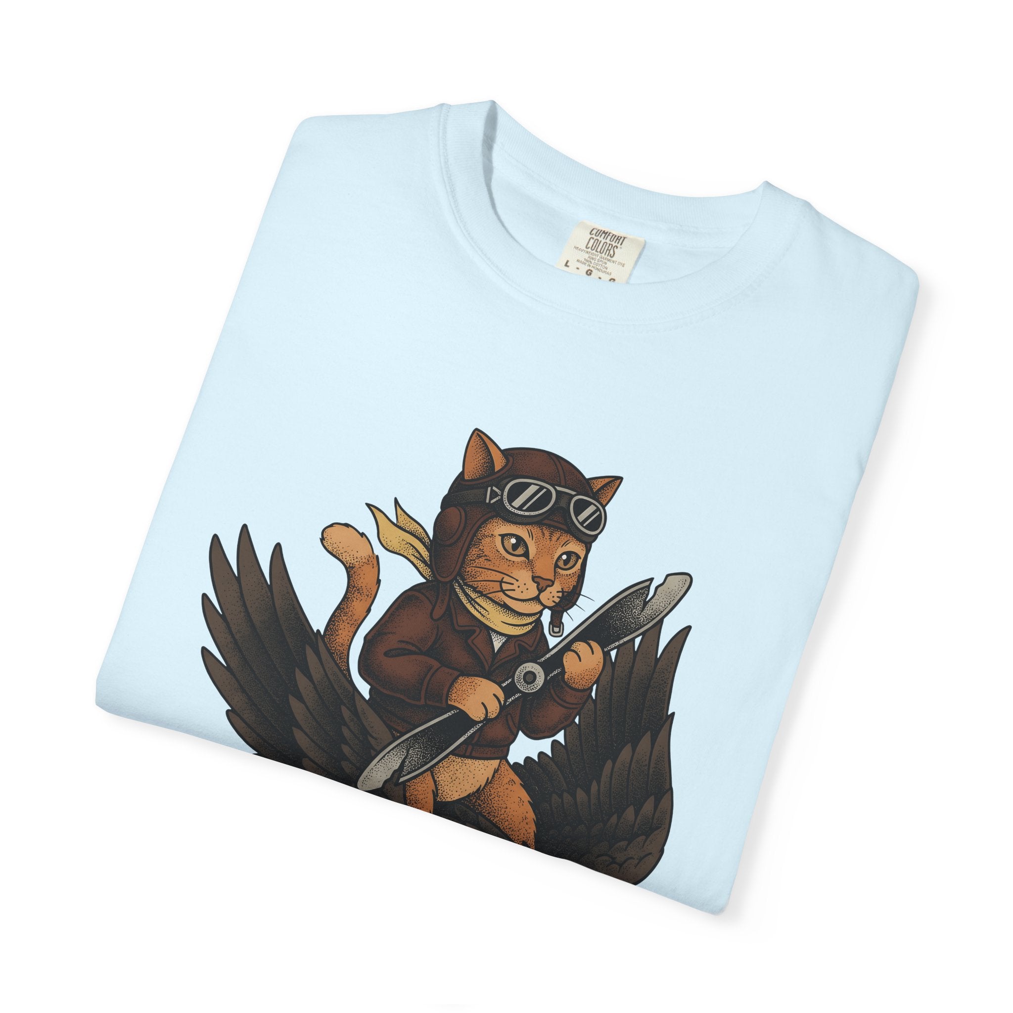 Flying Cat Shirt Cat Gift Women Creatures Classic Tee Kitty T-Shirt Cat Fan Vintage Tshirt Beast Graphic Doodle Falcon Tshirt
