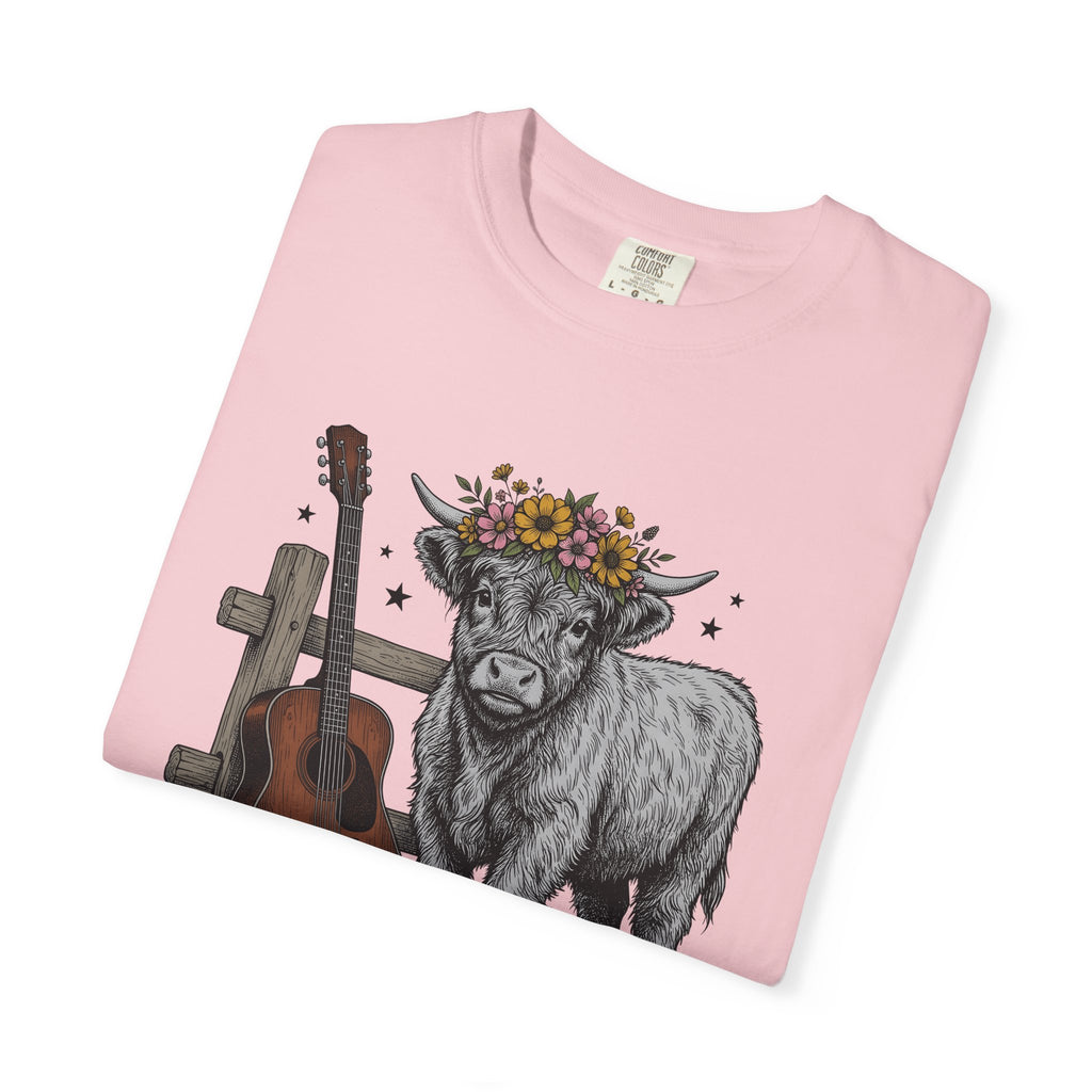 Horned Cow Shirt Cowgirl Western Wear Gift Women Tribal Tee Bull T-Shirt Rodeo Fan Country Tshirt Western Graphic Old School Six String