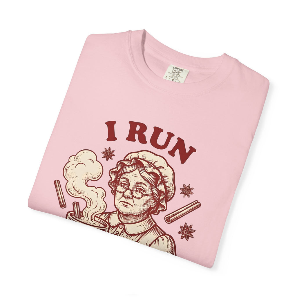 Mrs Claus Shirt Christmas Comedy Gift Women Retro Tee Santa Wife T-Shirt Xmas Fan Vintage Tshirt Humor Graphic Sketch Hot Chocolate Tshirt