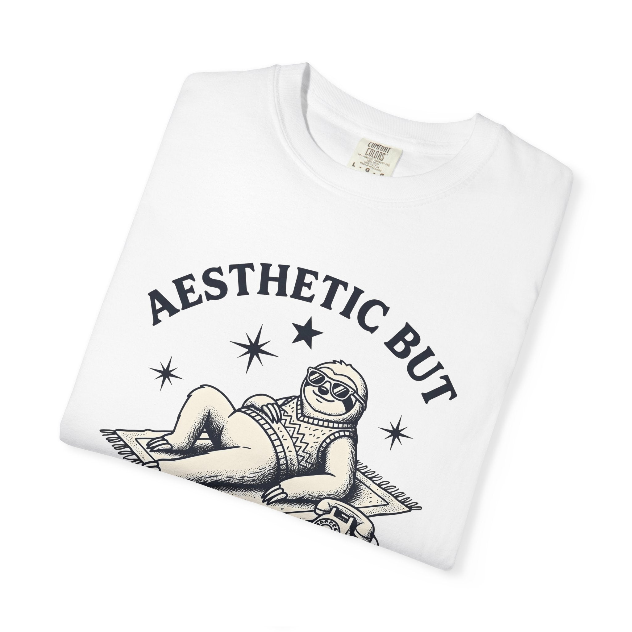 Sloth Graphic Shirt Funny Animal Gift Women Vintage Tee Sloth T-Shirt Humor Fan Distressed Graphic Retro Sunglasses Tshirt