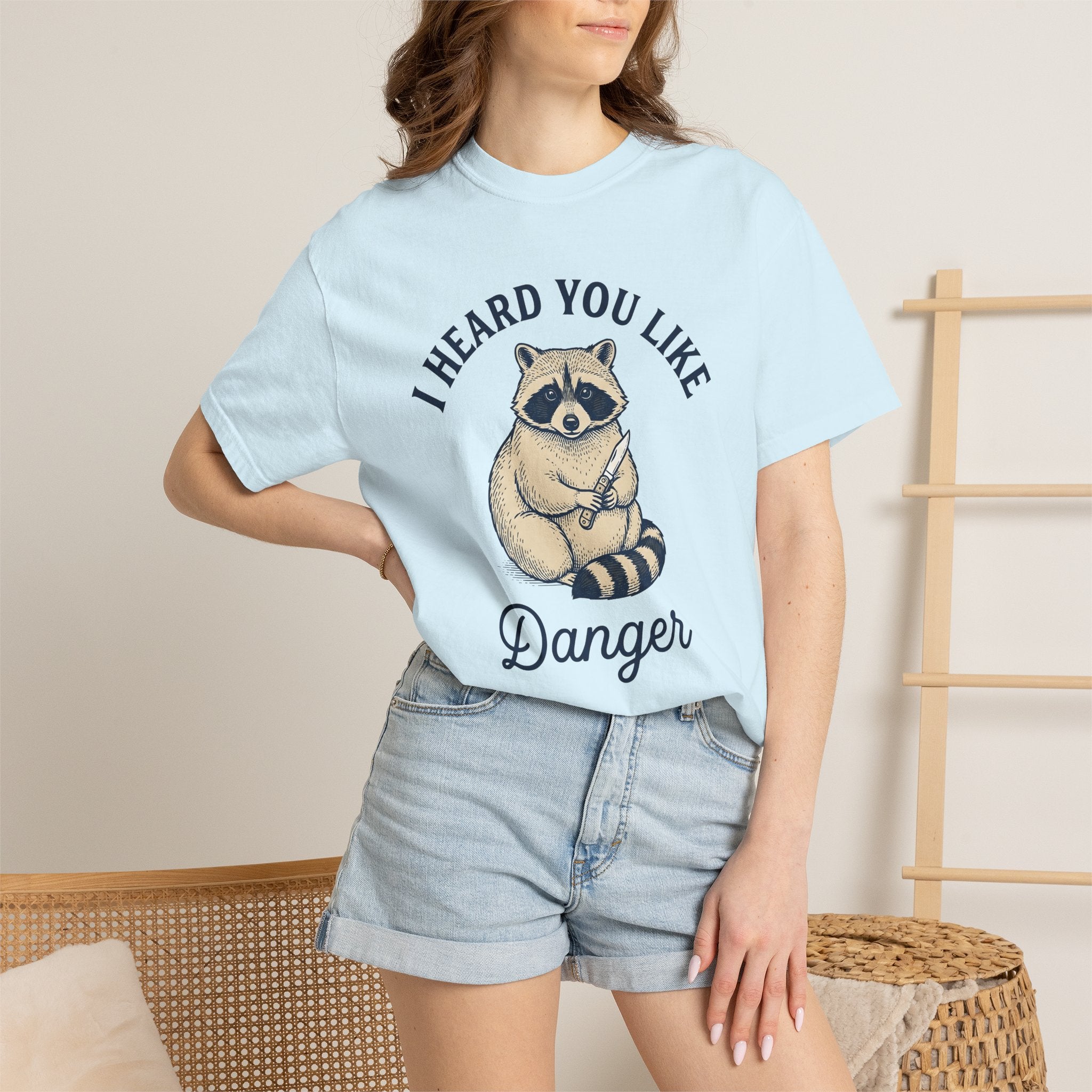 Raccoon Design Shirt Animal Joke Gift Women Sketch Tee Trash Panda T-Shirt Animal Fan Drawing Graphic Retro Folding Knife Tshirt
