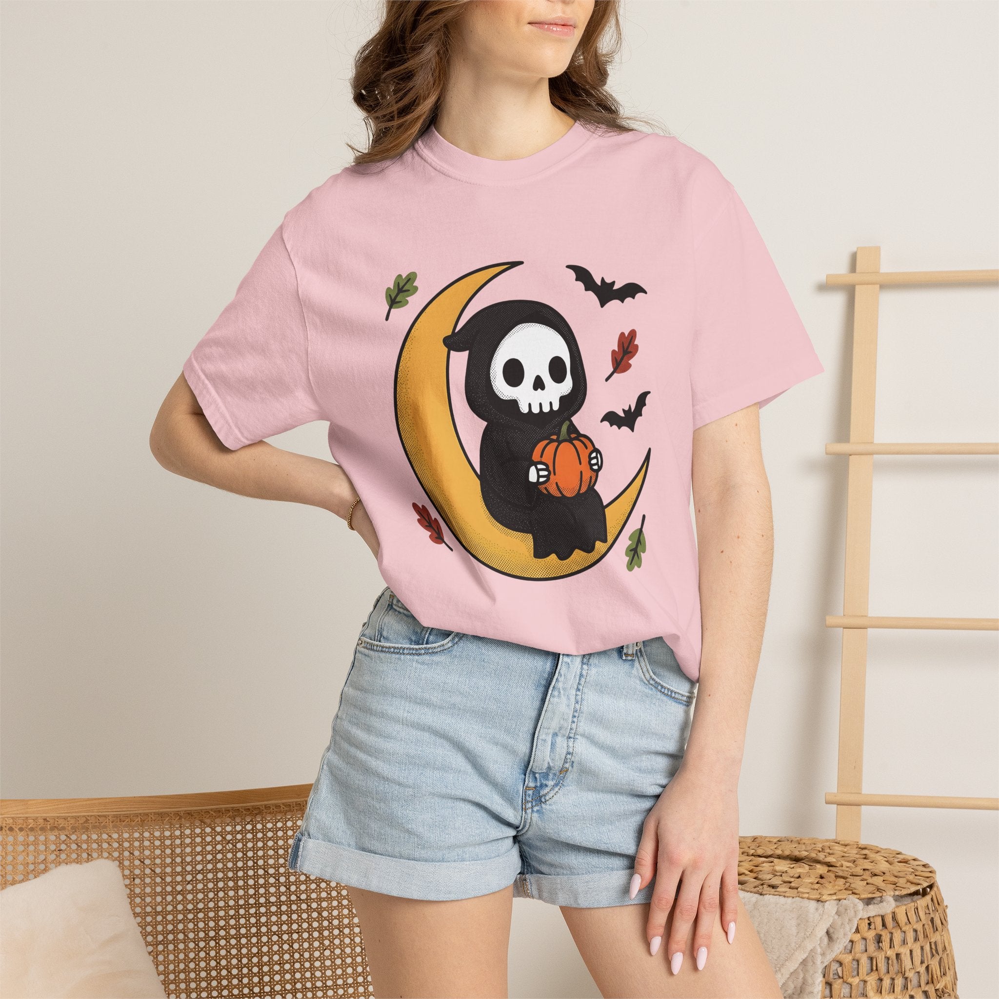 Reaper Character Shirt Halloween Horror Gift Women Playful Tee Grim Reaper T-Shirt Horror Fan Scary Graphic Spooky Animation Gourd Tshirt