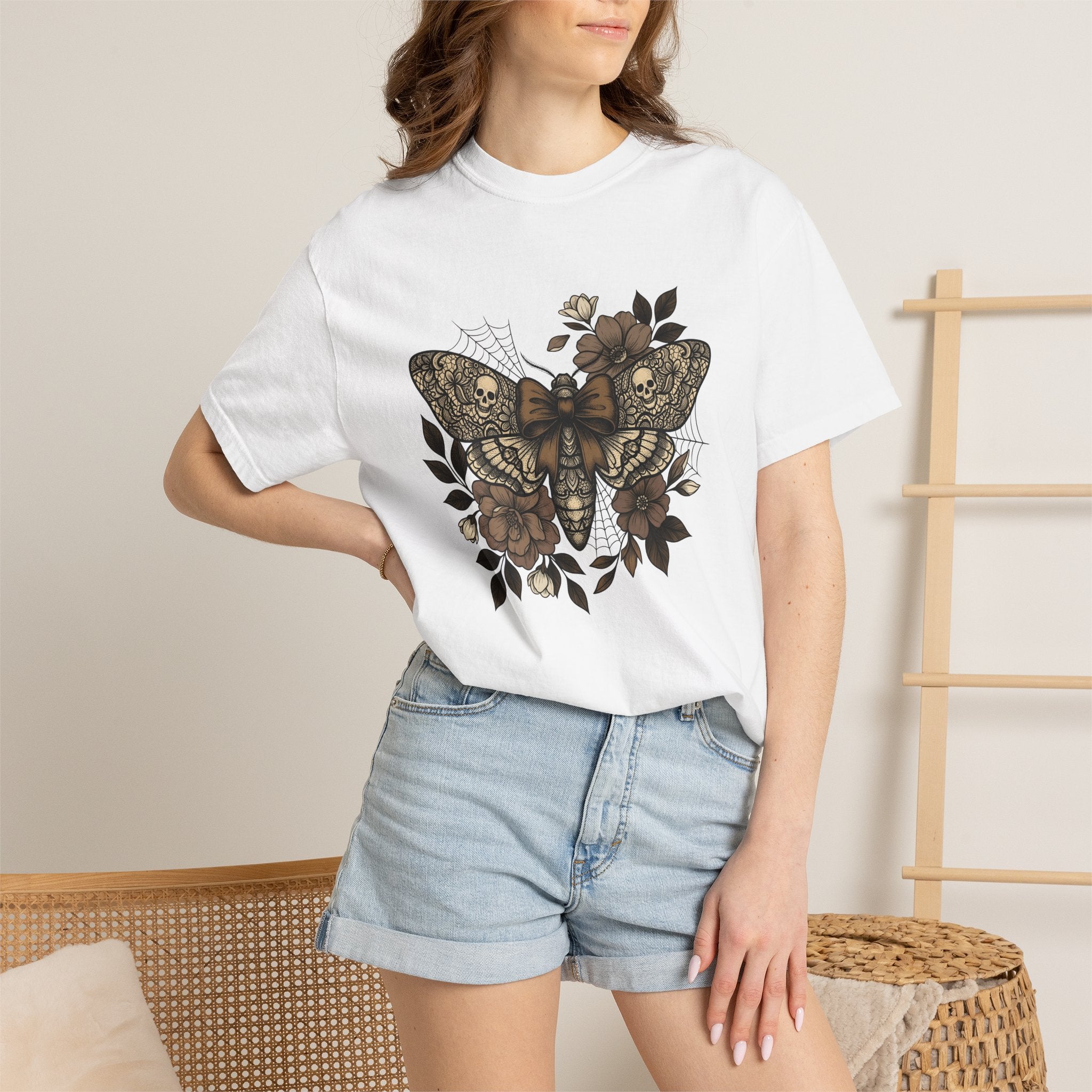Skull Moth Shirt Halloween Design Gift Women Sketch Tee Deathshead Moth T-Shirt Halloween Fan Drawing Design Graphic Tshirt Horror Bloom
