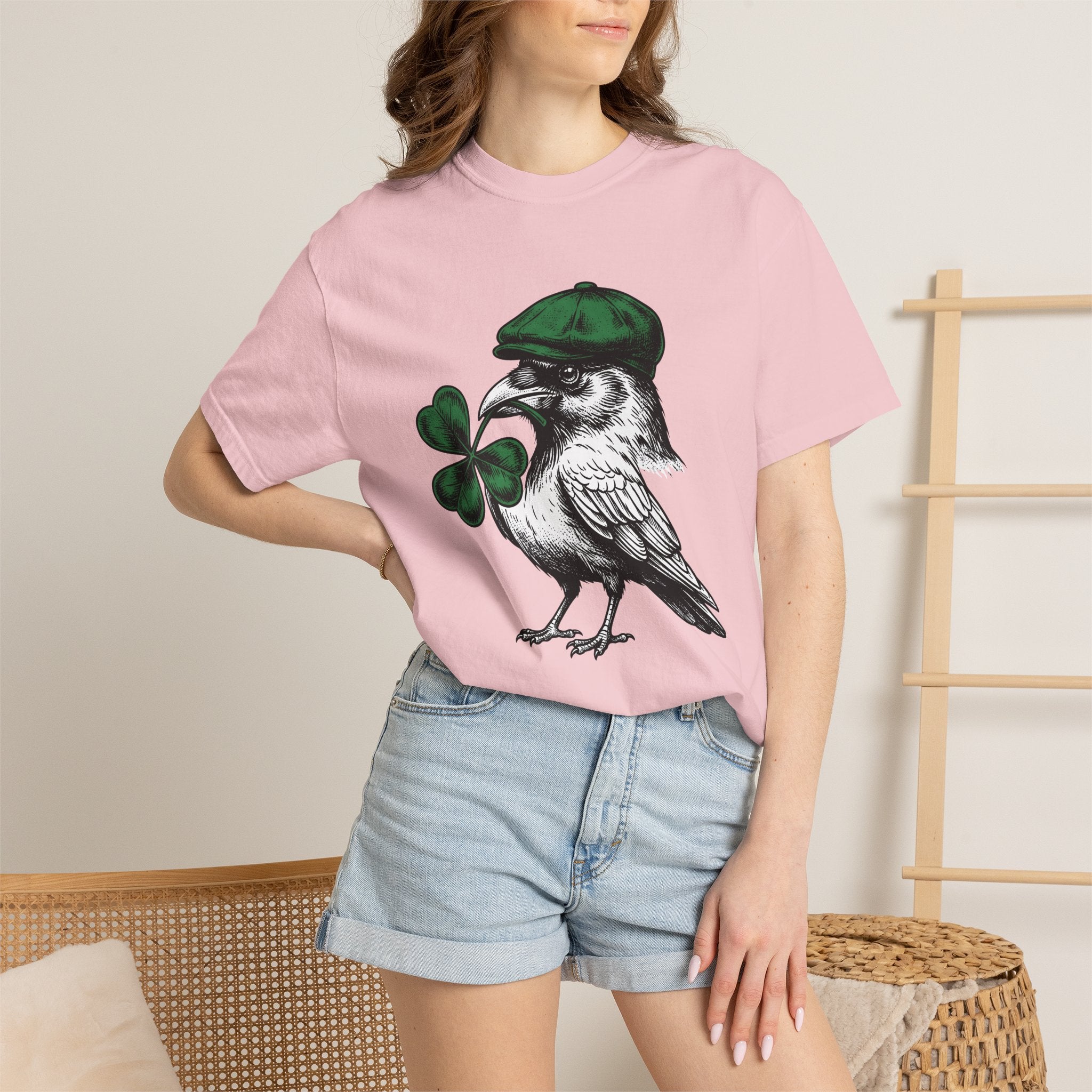 Raven Clover Shirt St Patrick's Day Celtic Gift Women Retro Tee Clover T-Shirt Shamrock Fan Vintage Tshirt Celtic Graphic Sketch Newsboy Hat