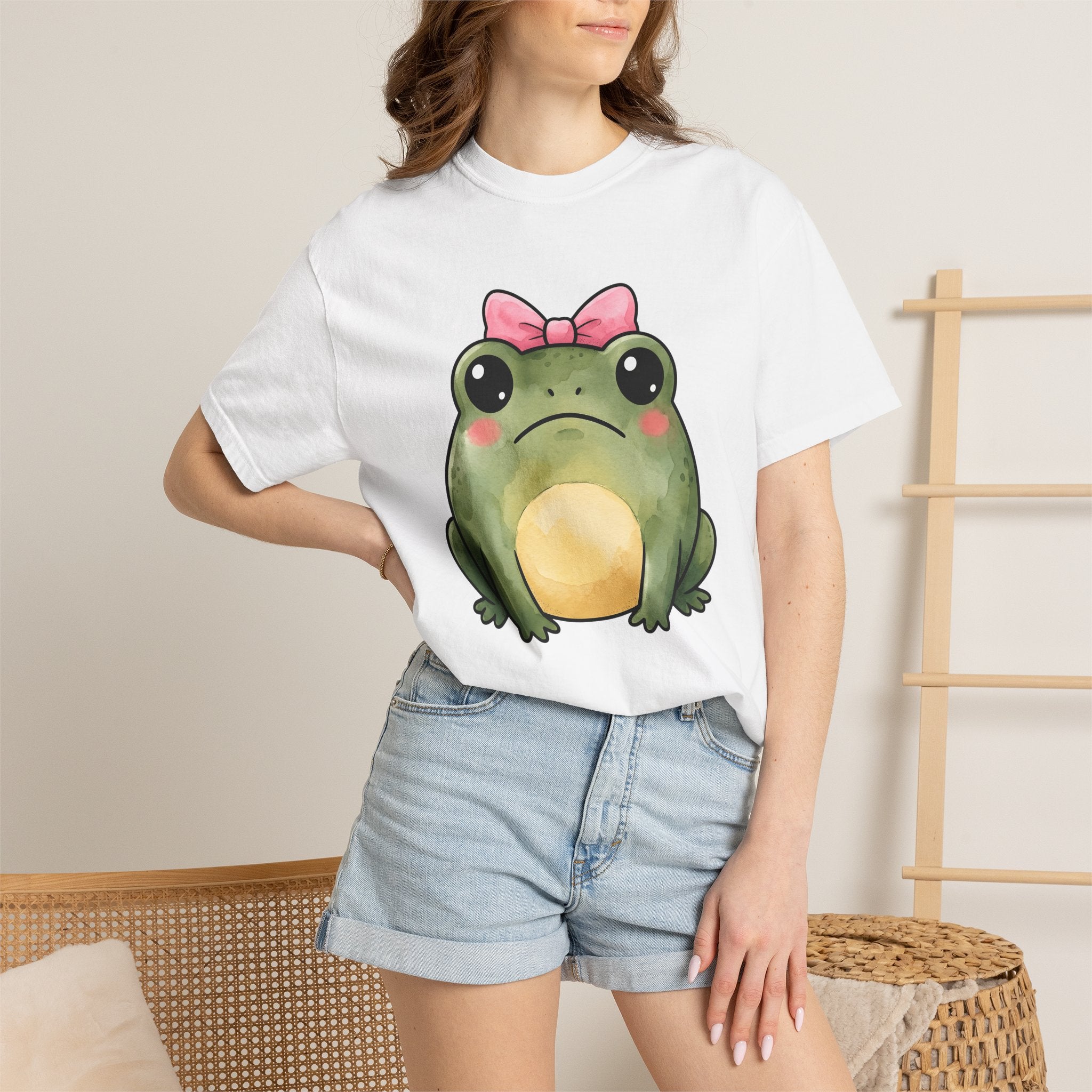Frog Bow Clip Shirt Animals Rustic Gift Women Playful Tee Toad T-Shirt Wildlife Fan Countryside Graphic Tshirt Pigment Blush Bow Tshirt