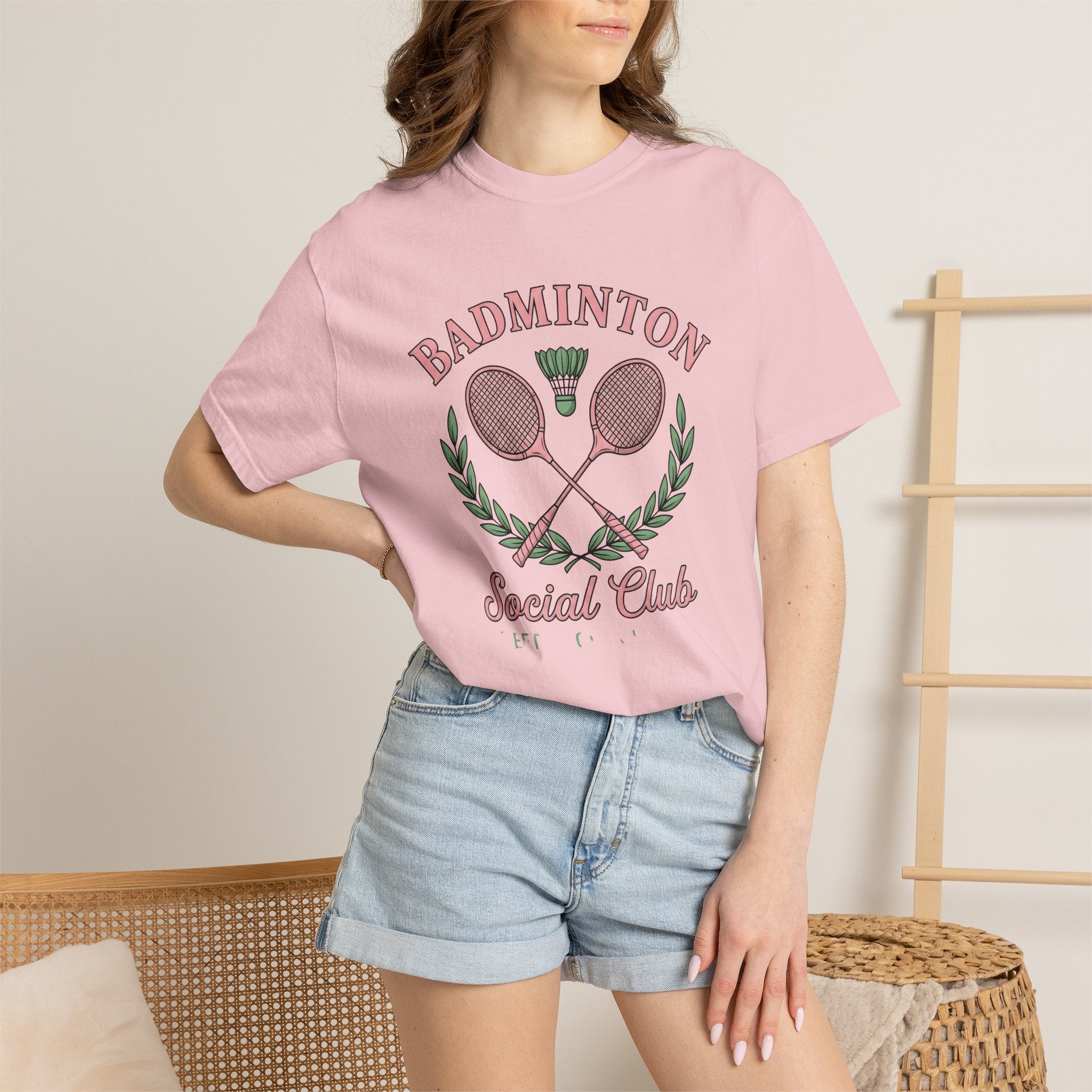 Badminton Racquets Shirt Badminton Association Gift Women Line Art Tee Racquet T-Shirt Badminton Enthusiast Drawing Design Cartoon Birdie