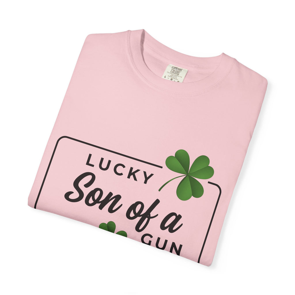 Clover Art Shirt St Patrick's Day Fun Gift Women Trendy Tee Shamrock T-Shirt St Patty's Fan Modern Tshirt Amusing Graphic Sleek Lucky Clover