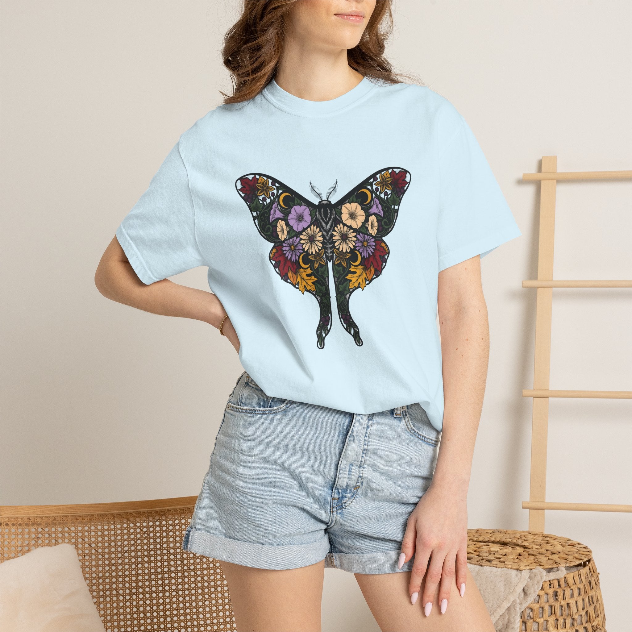 Butterfly Flower Shirt Nature Plants Gift Women Floral Tee Butterfly T-Shirt Outdoors Enthusiast Botanical Tshirt Floral Graphic Retro