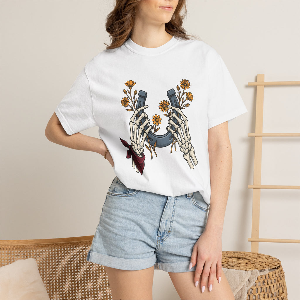 Bone Hands Horseshoe Shirt Cowgirl Ranch Gift Women Neo Traditional Tee Skeletal Hand T-Shirt Cowboy Fan Western Tshirt Farm Graphic Classic