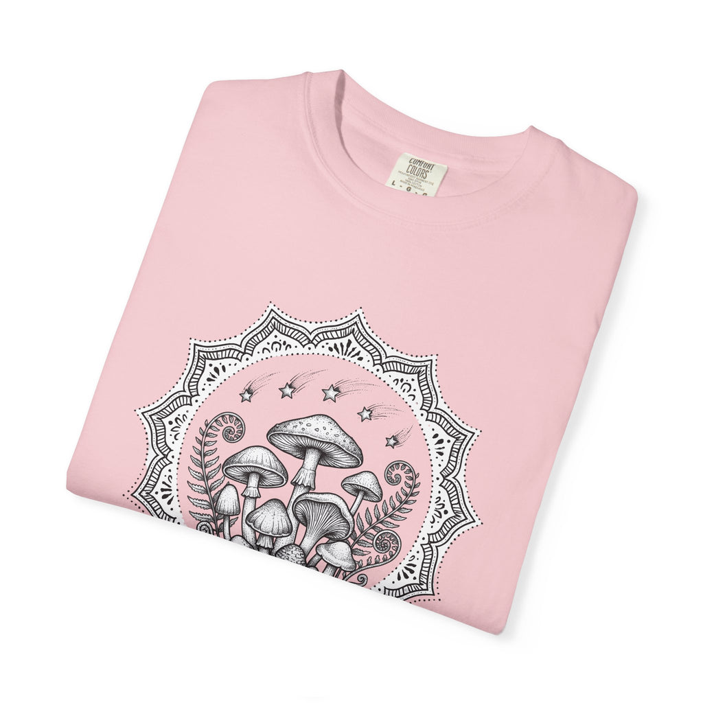 Fungi Cluster Shirt Boho Chic Wilderness Gift Women Doodle Tee Mushroom T-Shirt Hippie Fan Hand Drawn Tshirt Outdoor Graphic Outline