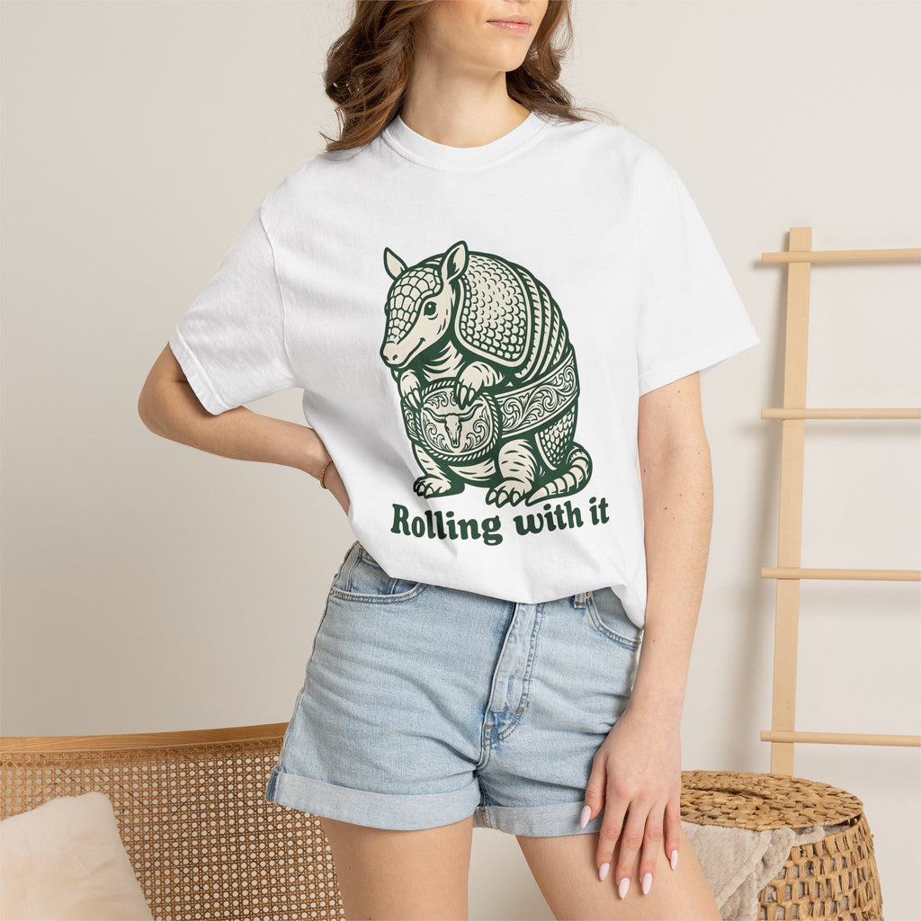Armadillo Graphic Shirt Funny Animal Gift Women Vintage Tee Armadillo T-Shirt Humor Fan Dillo Graphic Retro Cowboy Belt Tshirt