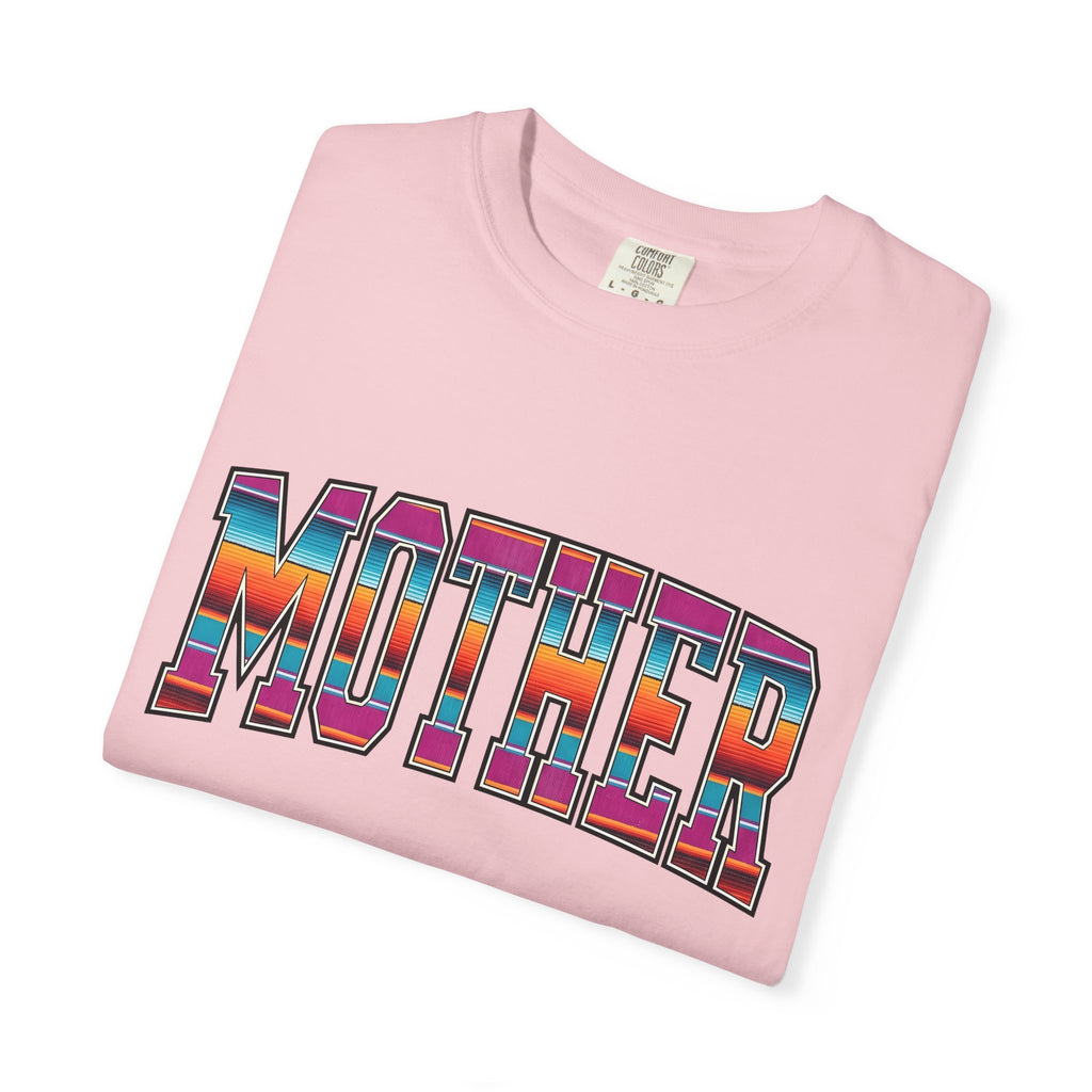 Bold Varsity Text Shirt Moms Family Gift Women Boho Tee Lettering T-Shirt Motherhood Fan Hippie Tshirt Clan Graphic Retro Rainbow Stripe