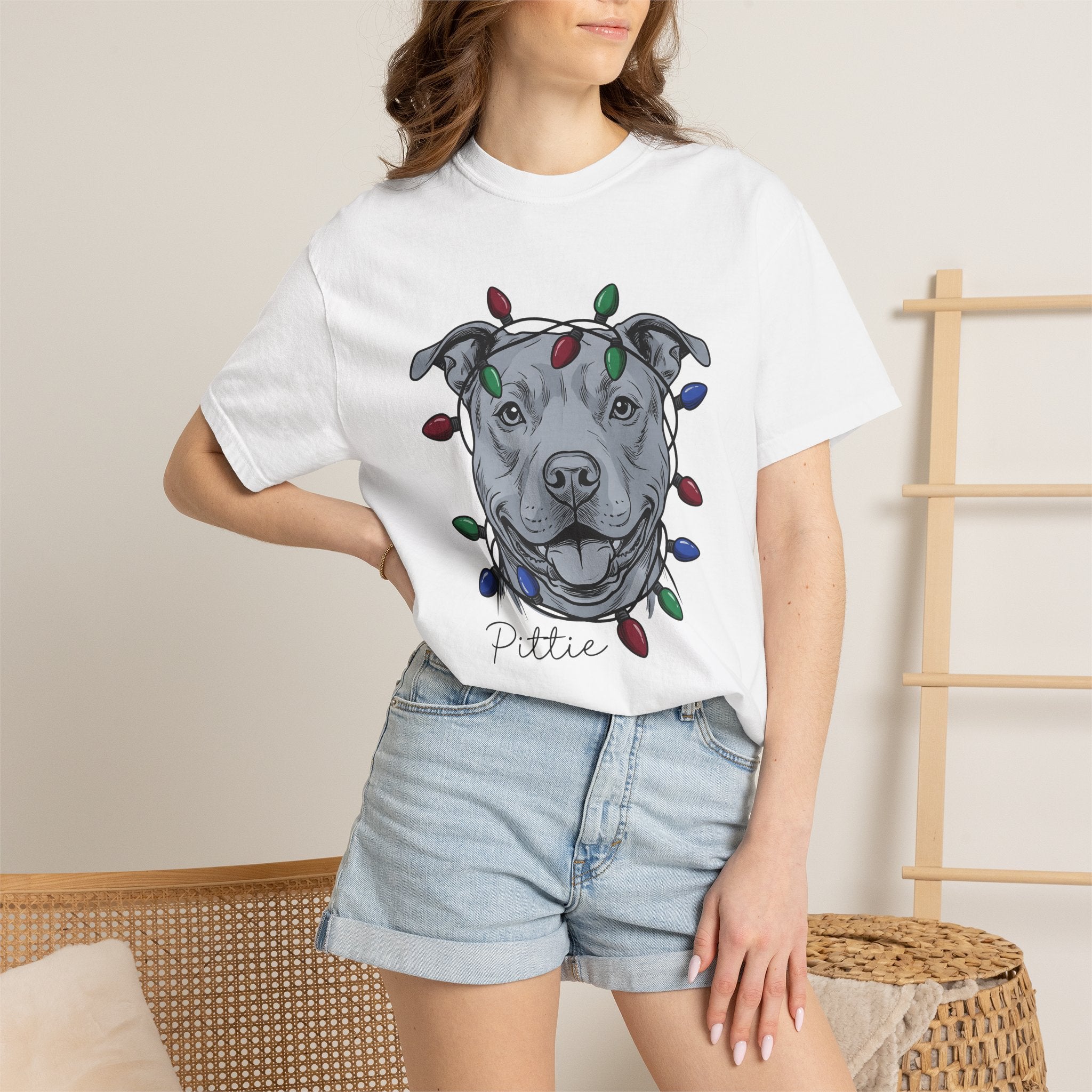 Pitbull Canine Shirt Dog Winter Gift Women Line Art Tee Pibble T-Shirt Dog Fan Illustrated Graphic Tshirt Hand Drawn String Lights Tshirt