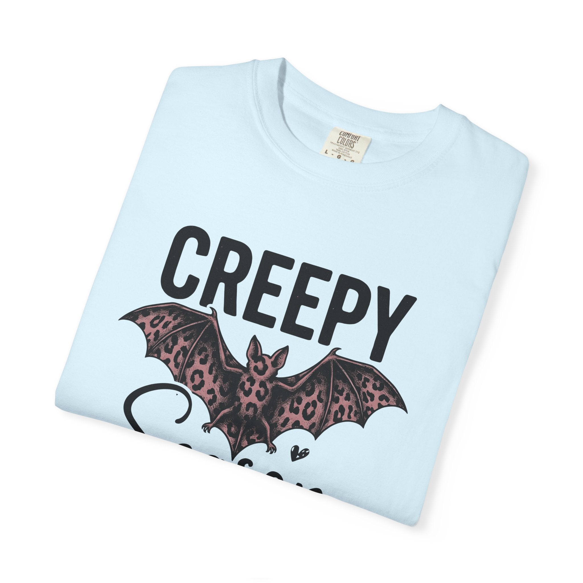 Bat Art Shirt Halloween Macabre Gift Women Line Art Tee Bat T-Shirt Horror Fan Batwing Tshirt Dark Graphic Cartoon Heart Icon Tshirt