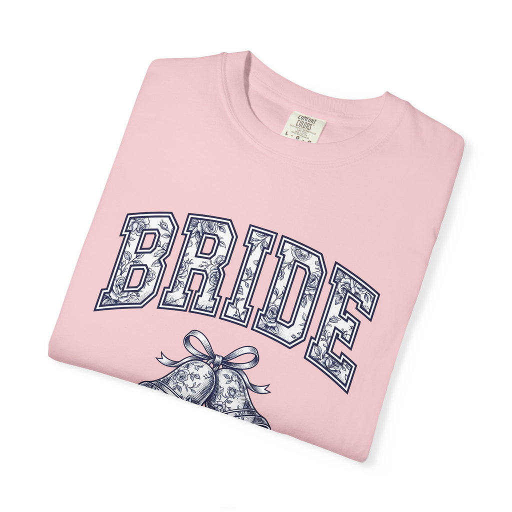 Nuptial Bells Shirt Bridal Matrimony Gift Women Flower Tee Wedding Bells T-Shirt Bride Fan Floral Tshirt Marriage Graphic Retro Red Roses