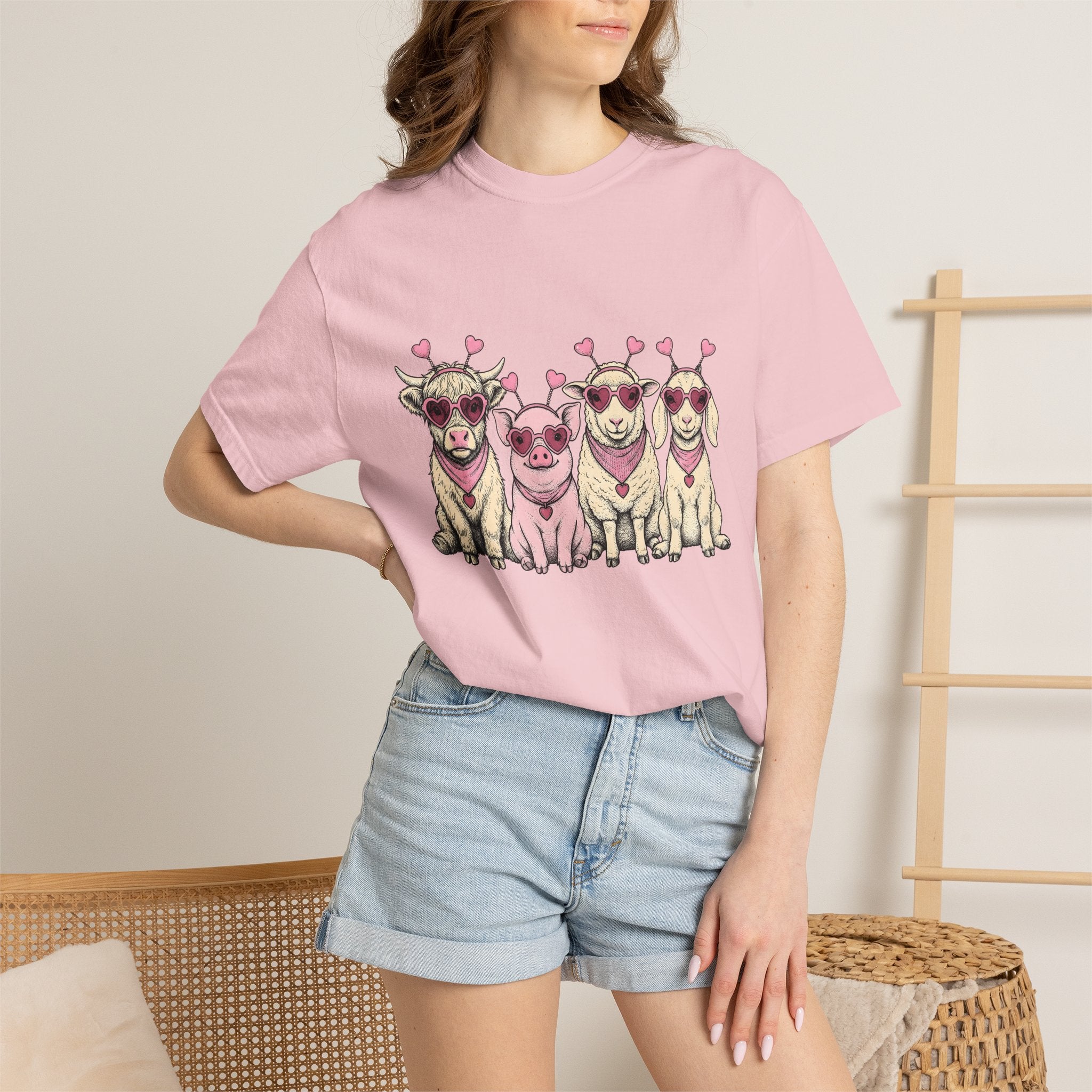 Barnyard Animals Shirt St Valentines Day Pets Gift Women Sketch Tee Farm Animals T-Shirt Valentine Fan Drawings Tshirt Animal Graphic Retro