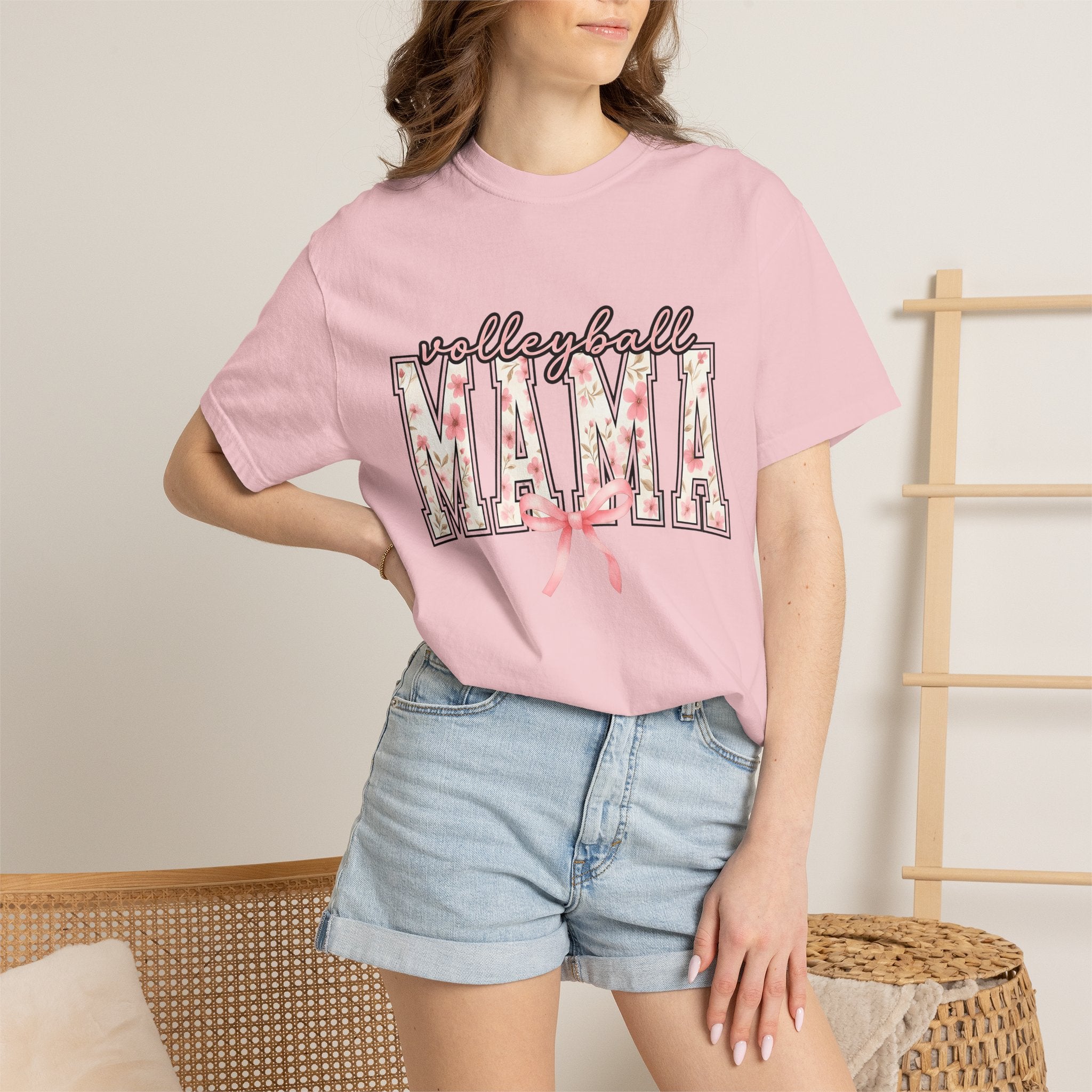Floral Varsity Letters Shirt Moms Recreation Gift Women Chic Tee Letterman T-Shirt Mom Fan Retro Tshirt Outdoor Graphic Nostalgic Pink Tie