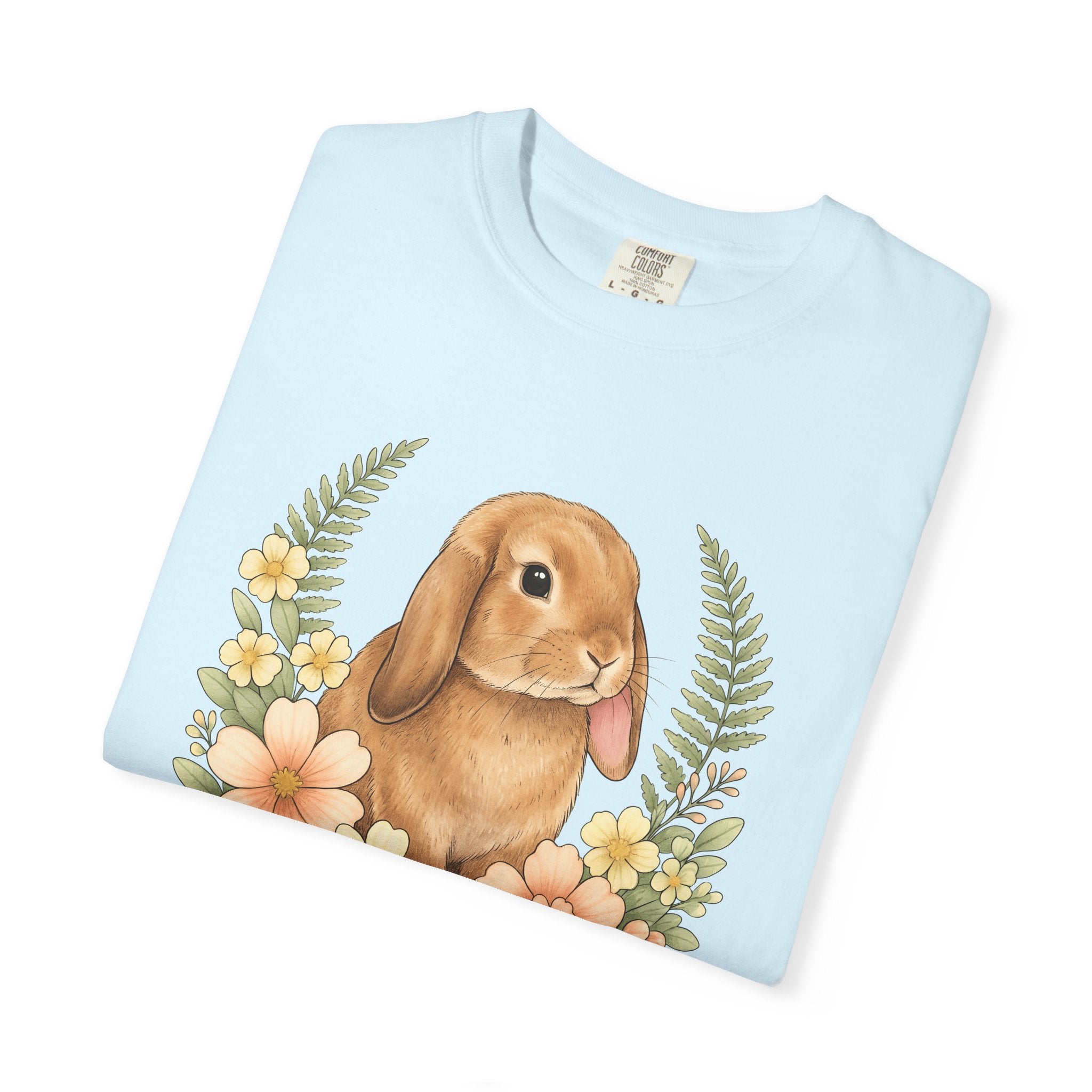 Hare Floral Shirt Easter Critter Gift Women Cartoon Tee Rabbit T-Shirt Easter Fan Bunny Tshirt Creature Graphic Rustic Garden Blooms Tshirt