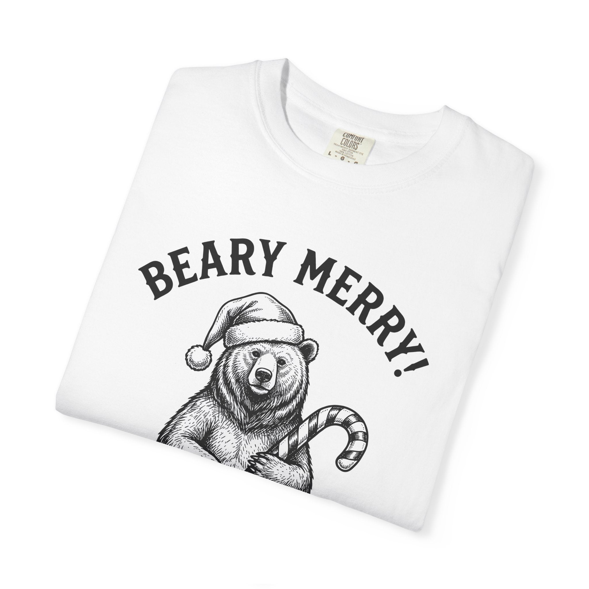 Bear Santa Hat Shirt Christmas Animal Gift Women Hand Drawn Tee Teddy T-Shirt Xmas Fan Illustrated Tshirt Wildlife Graphic Vintage Candy