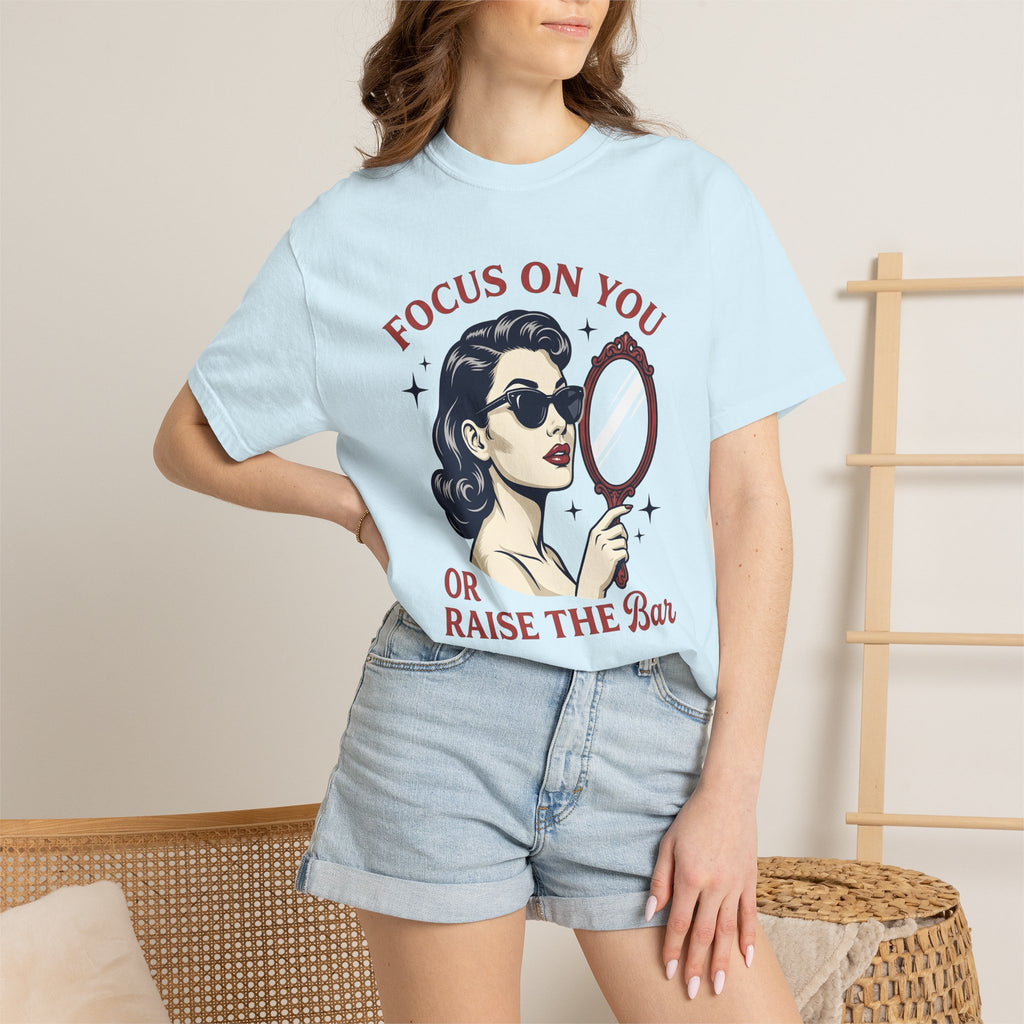Retro Female Shirt Self Love Confidence Gift Women Retro Tee Vintage Woman T-Shirt Empowerment Enthusiast Vintage Style Tshirt Bold Graphic