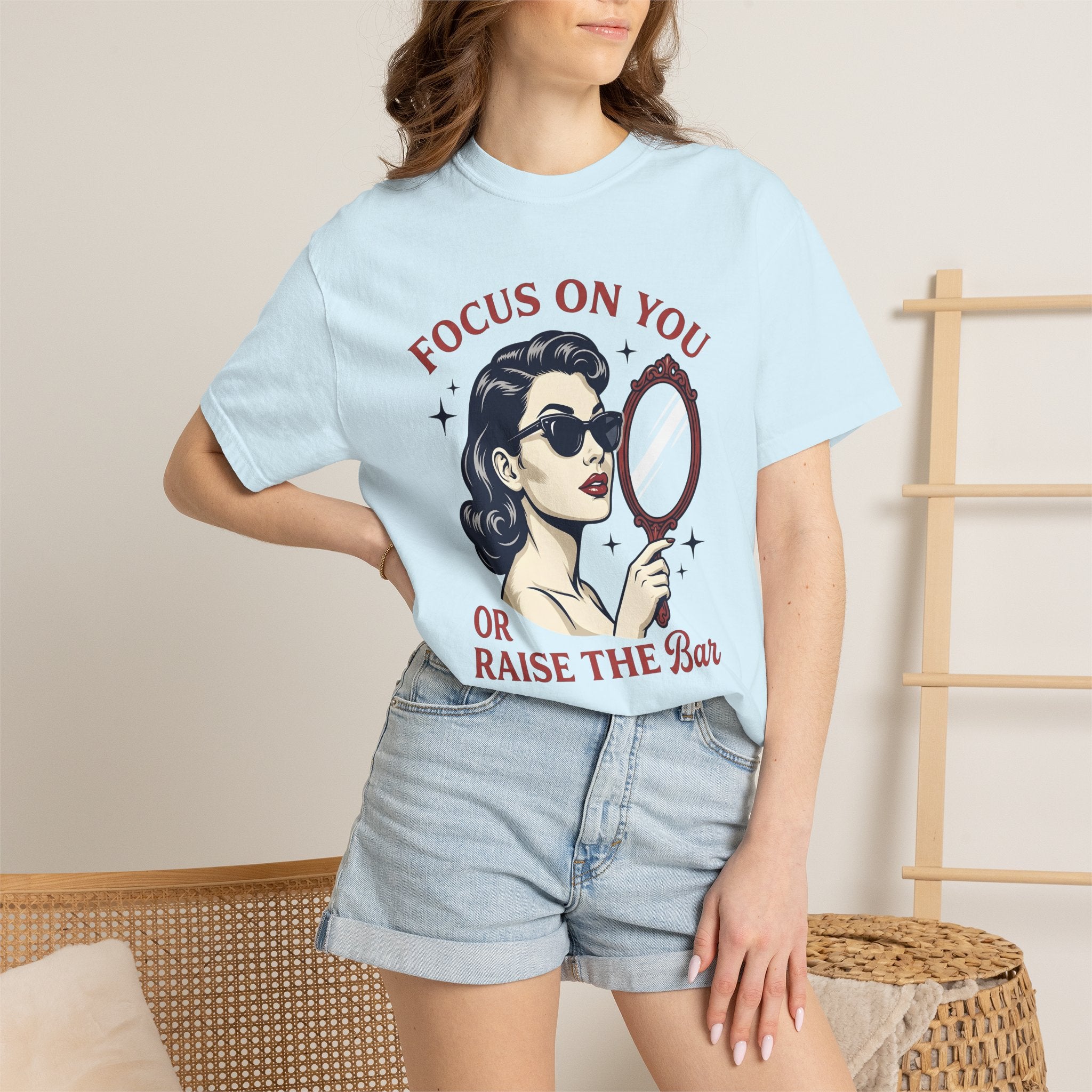 Retro Female Shirt Self Love Confidence Gift Women Retro Tee Vintage Woman T-Shirt Empowerment Enthusiast Vintage Style Tshirt Bold Graphic